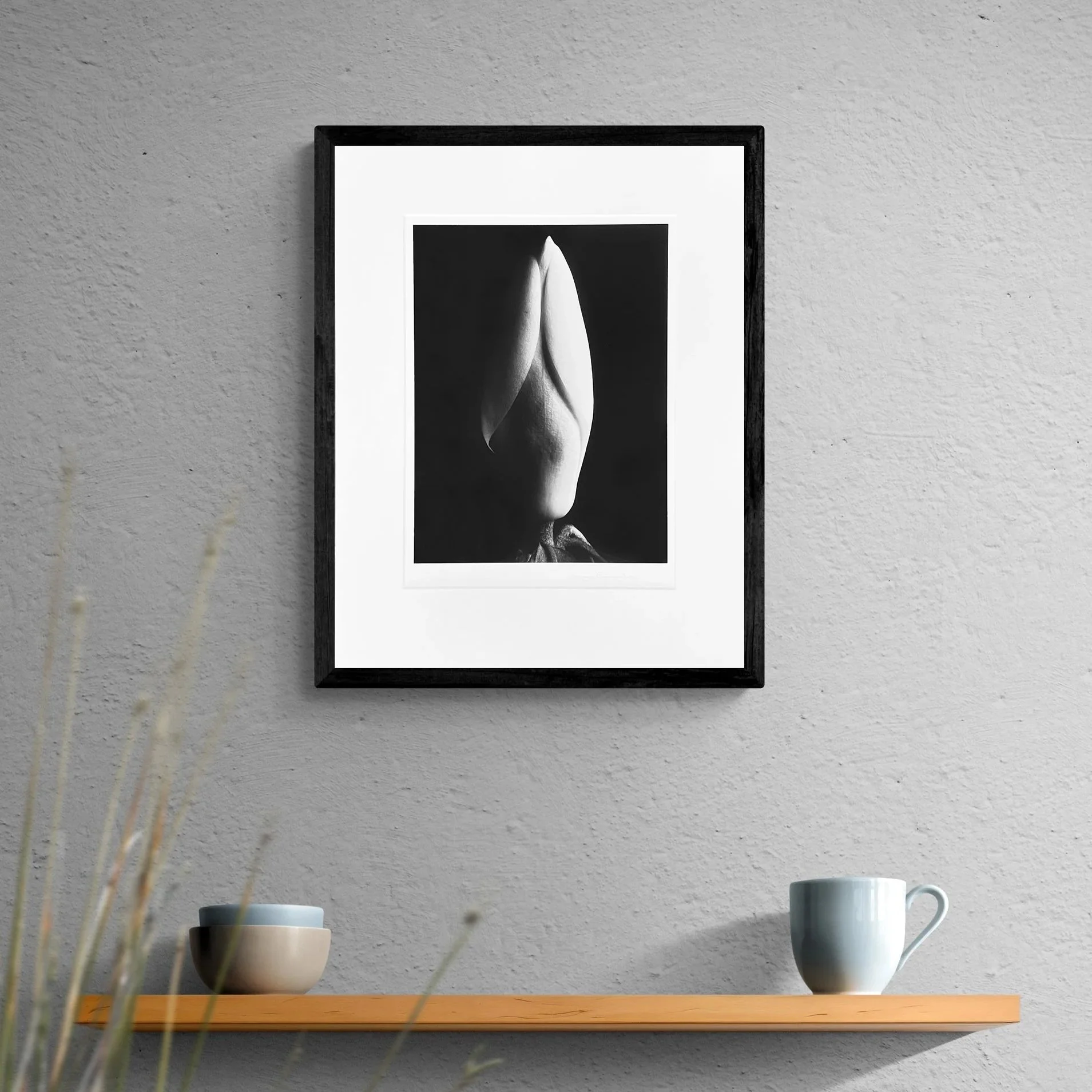 CUNI03_MagnoliaBud_mug-and-bowls-sitting-on-wooden-shelf.jpg