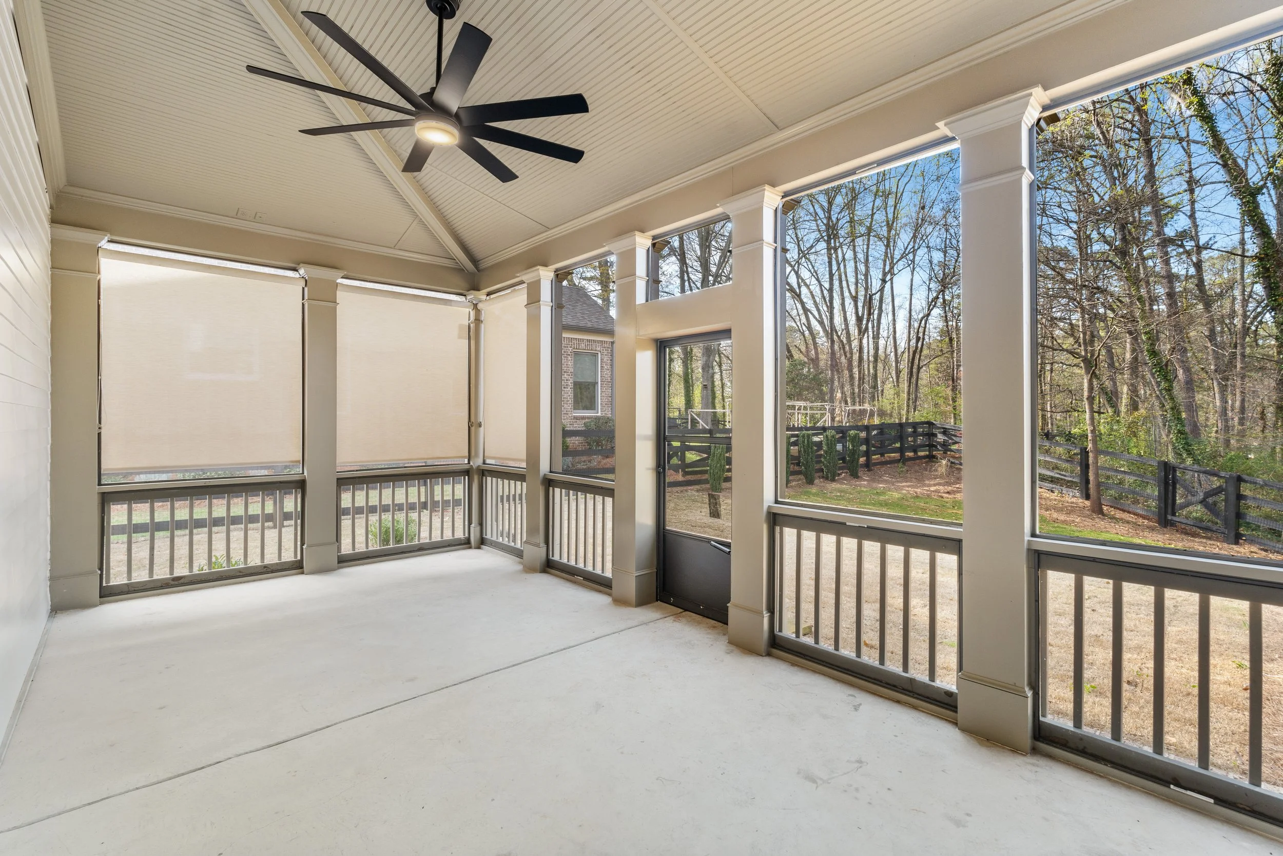 270 Cumming St Daylight-62.jpg