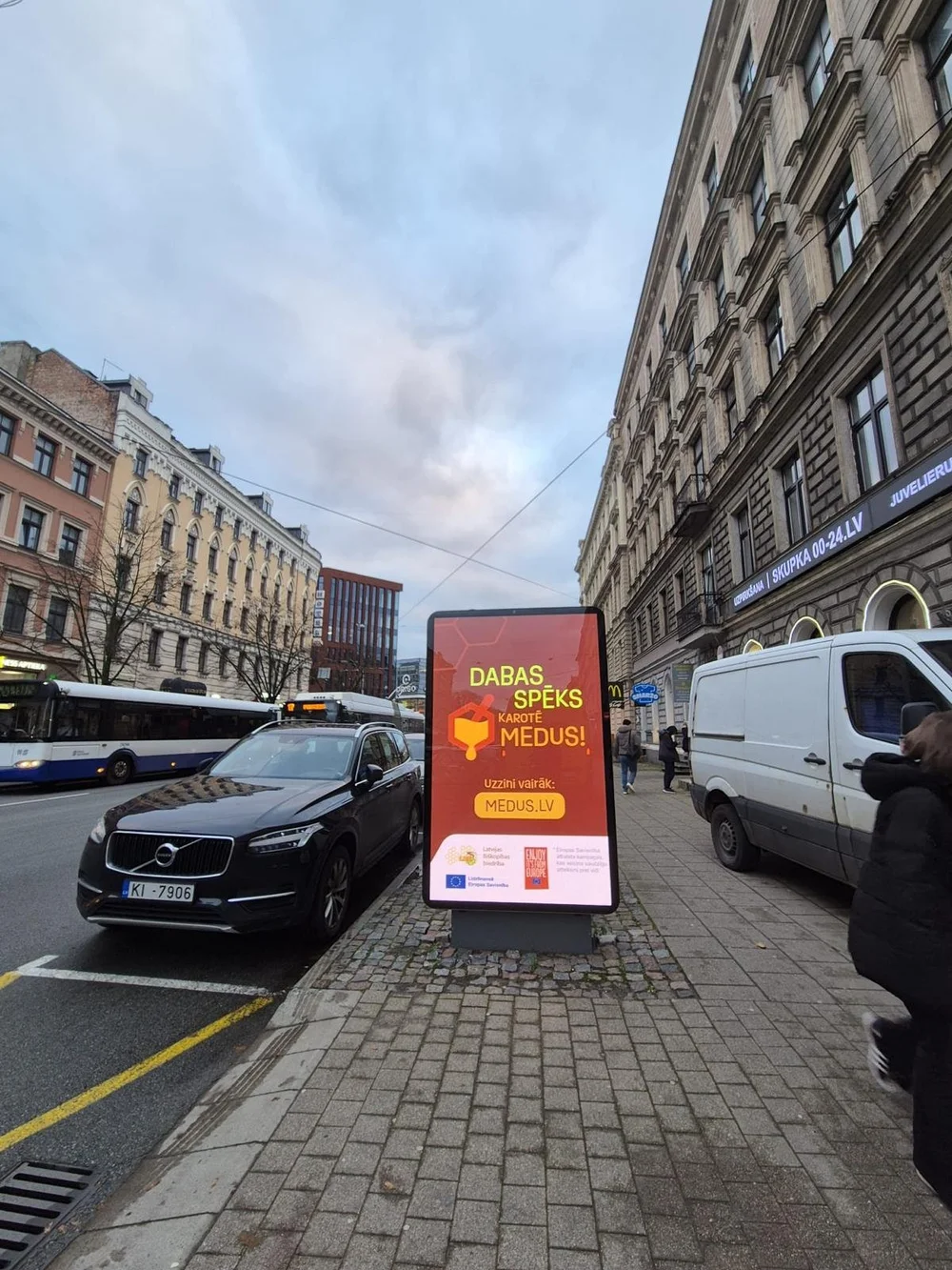 WhatsApp Image 2025-10-28 at 11.08.17 (2).jpeg