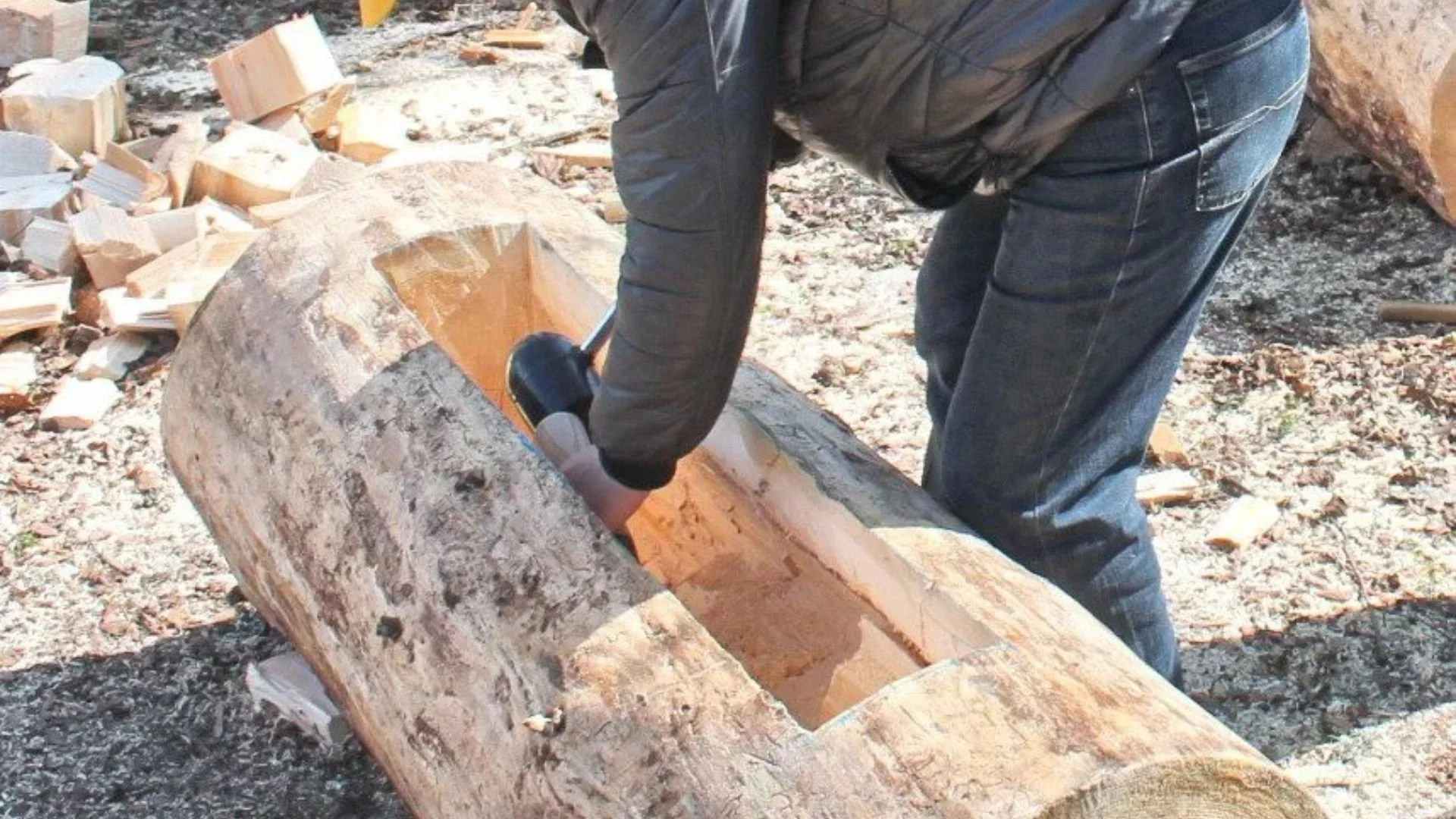 Bluķu stropa gatavošana – pirmais solis bišu “brīvlaišanā”?