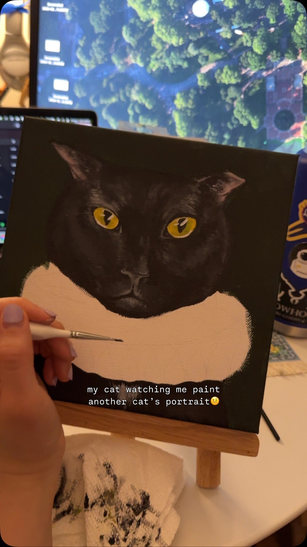 please like i can’t paint when you’re watching me like that π
#painting #acrylicpainting #catportrait #greycat