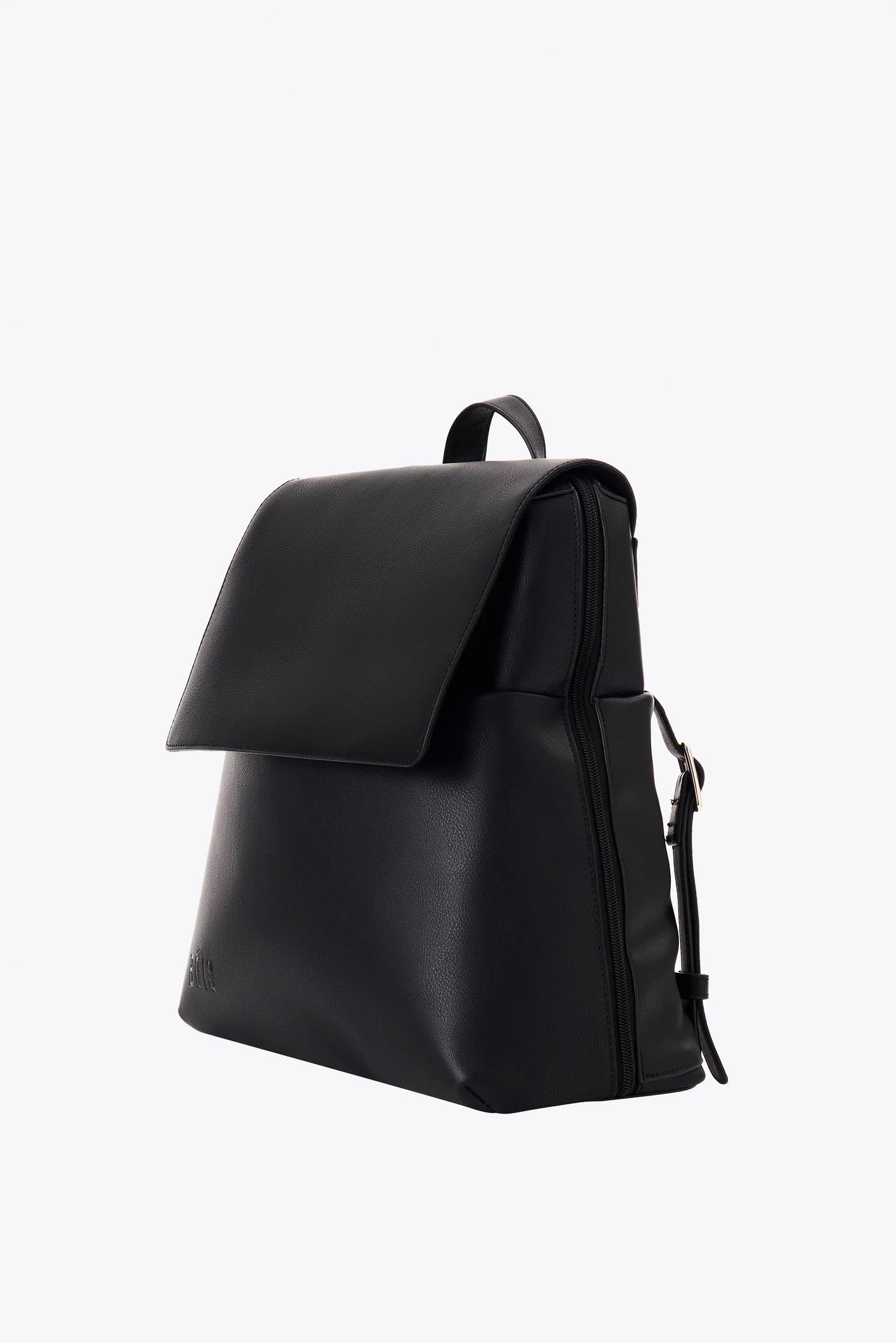 wickedresized_0030_BEIS424695-TheWickedBackpack-Black-product-side_0129_V1.jpg