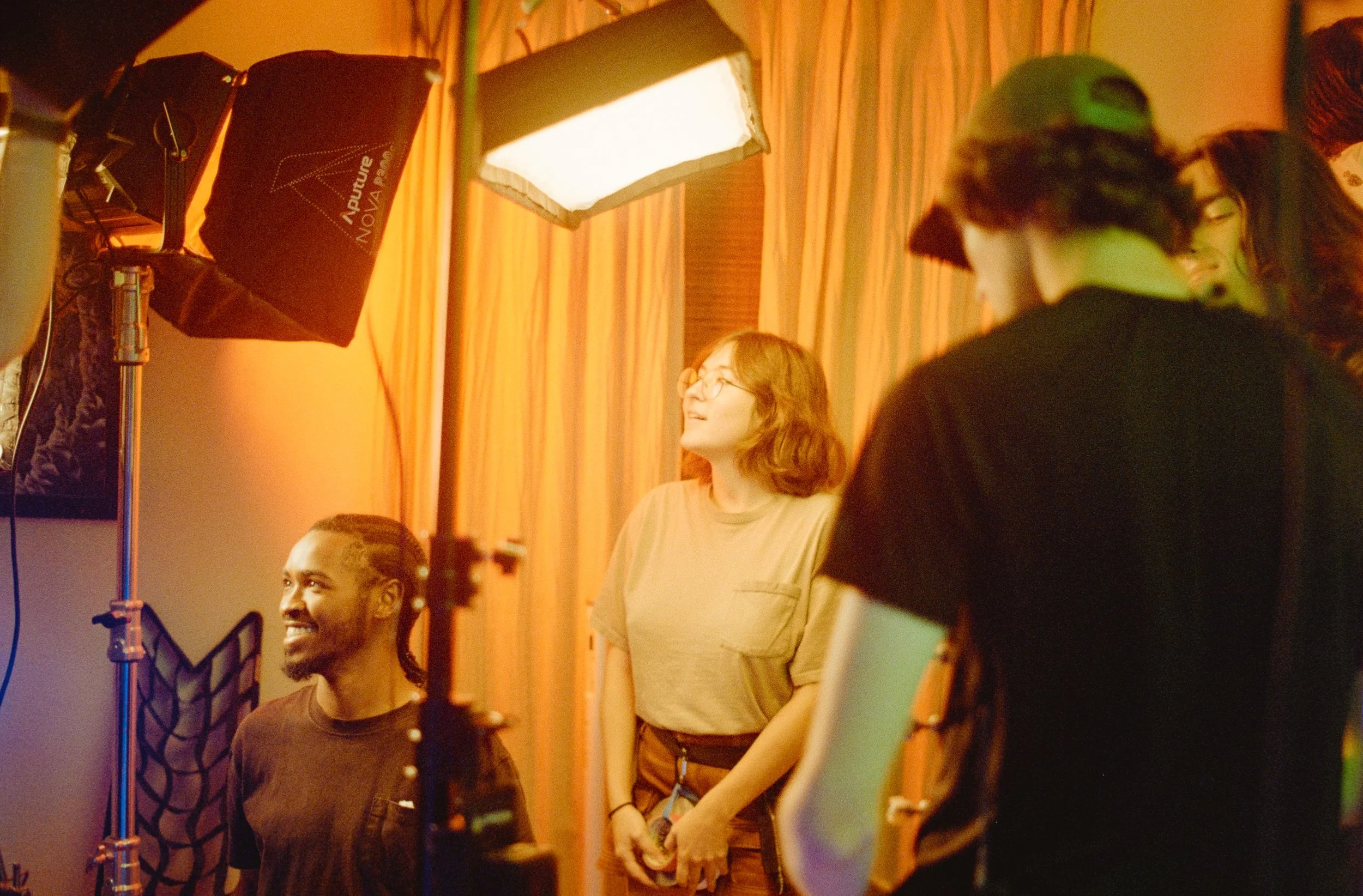 Behind the scenes for Paris Williams' "Alien Luv"