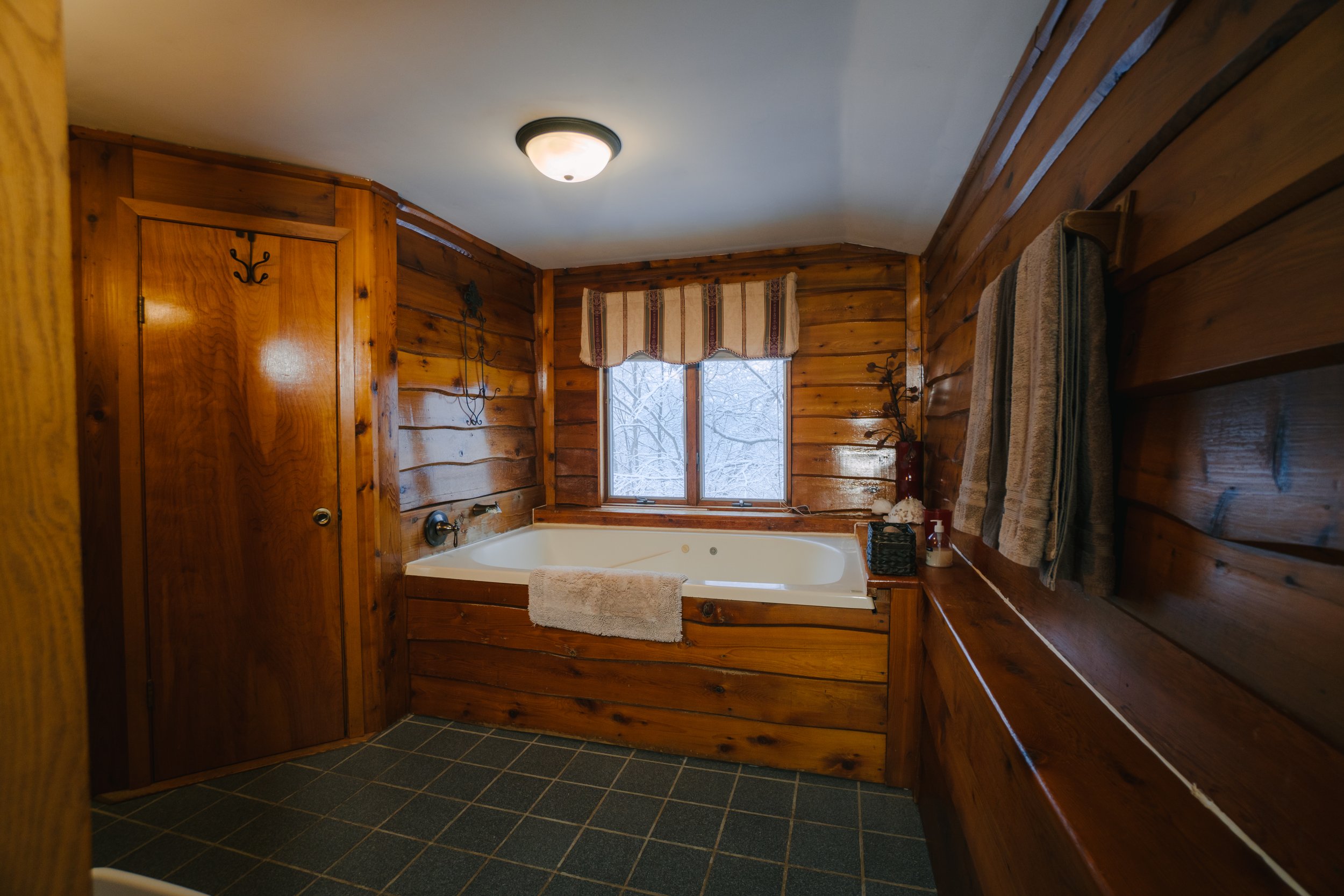 Kishauwau Cabins MKF Photo-19.jpg