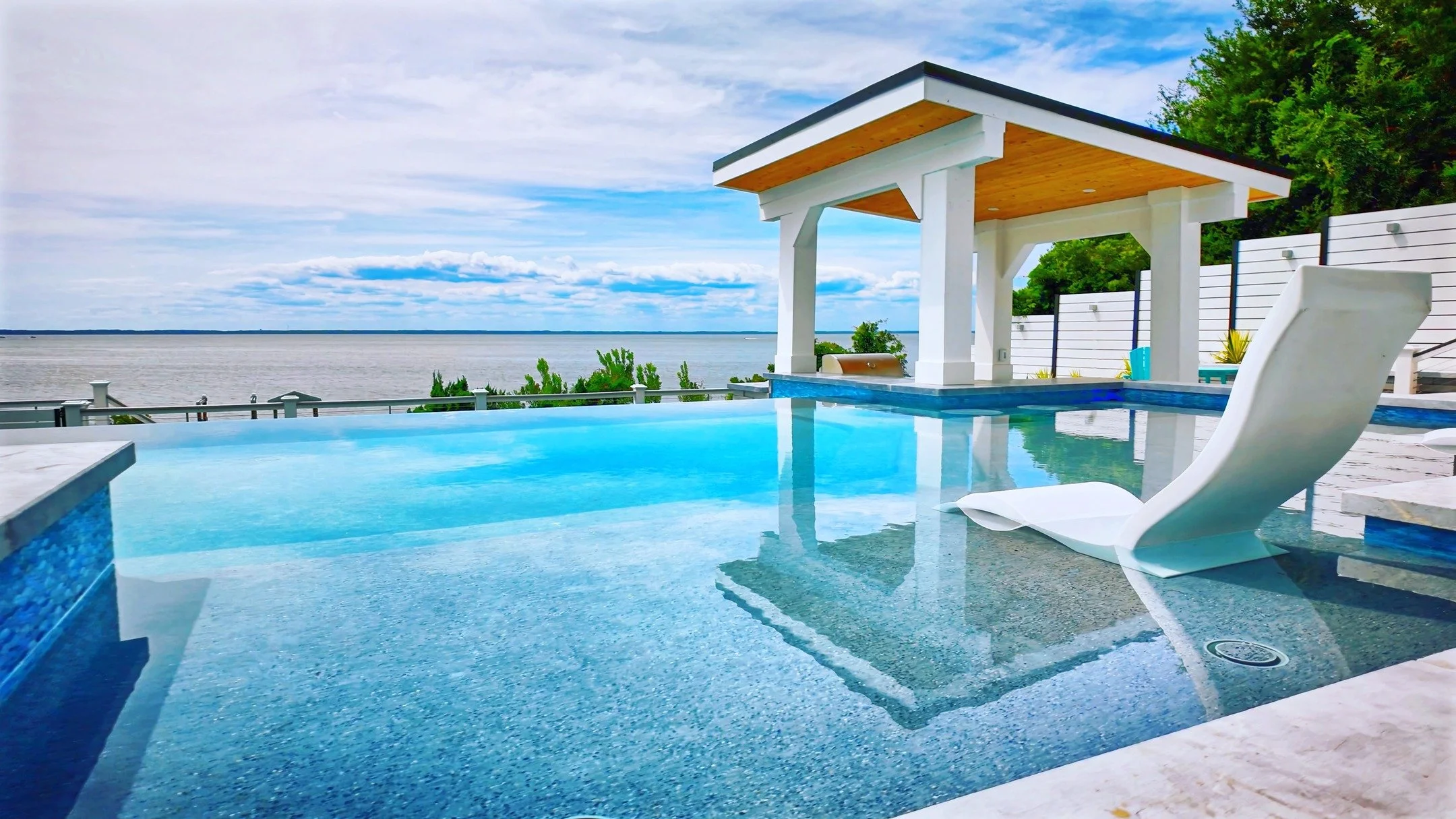 Another total transformation that we neglected to get the before pics 🙃. Anyways, we hope you enjoy the finished photos as much as our Client's enjoy their new backyard!
Shout out To @evolve_design_build for the opportunity, design work, hardscaping