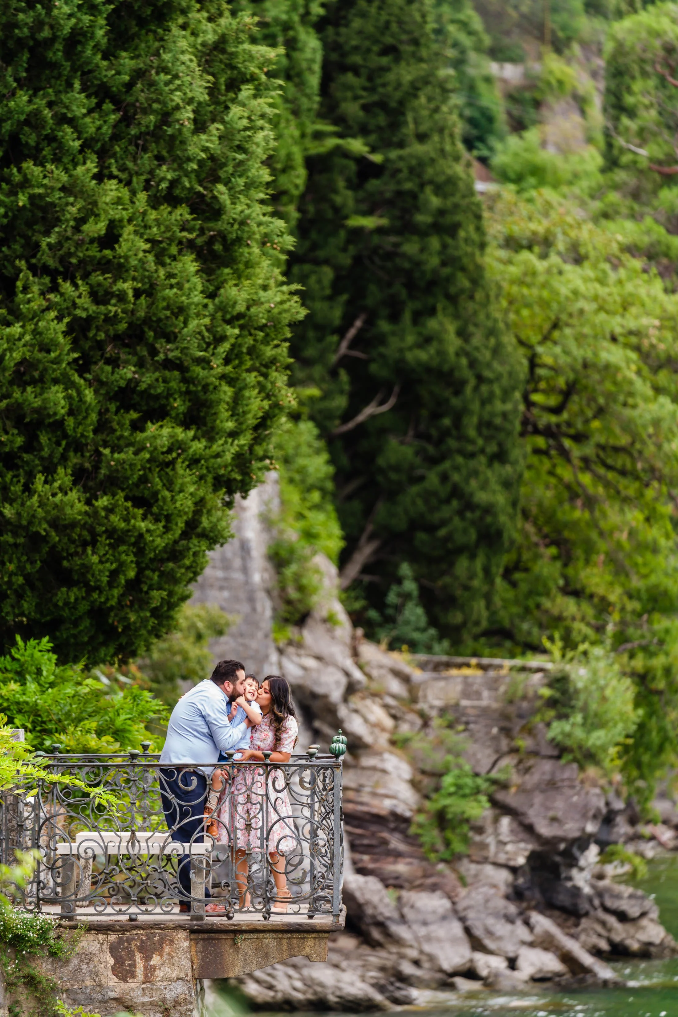Family in Villa Monastero