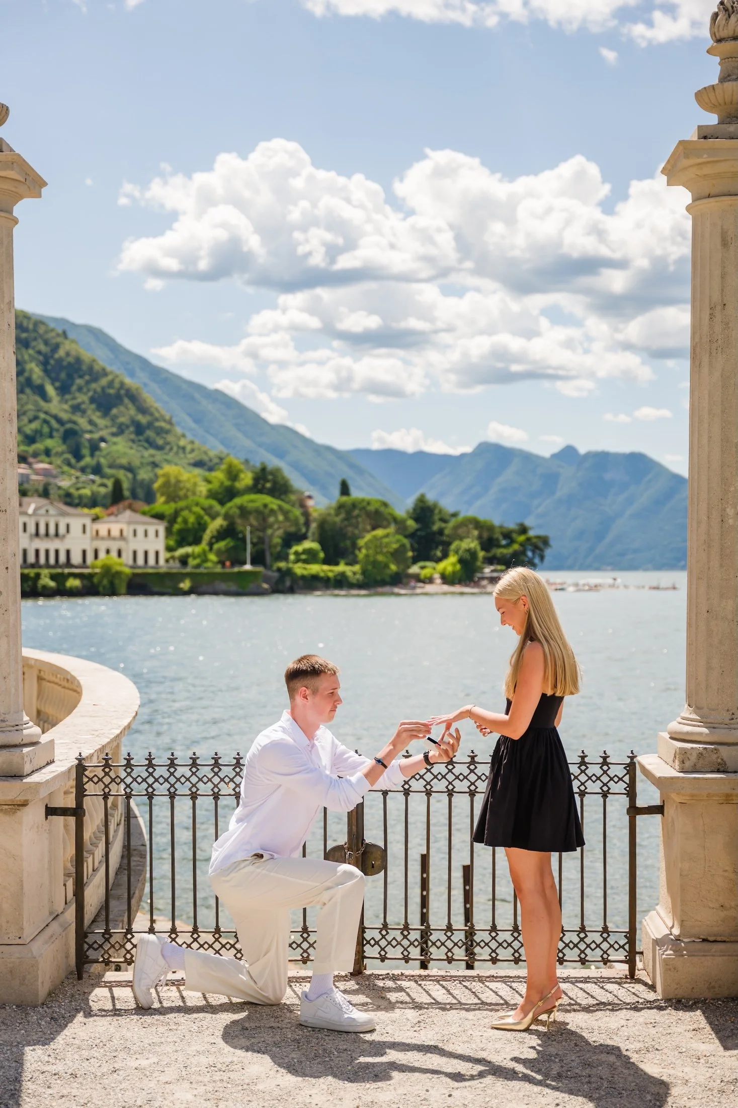 Proposal in Villa Melzi