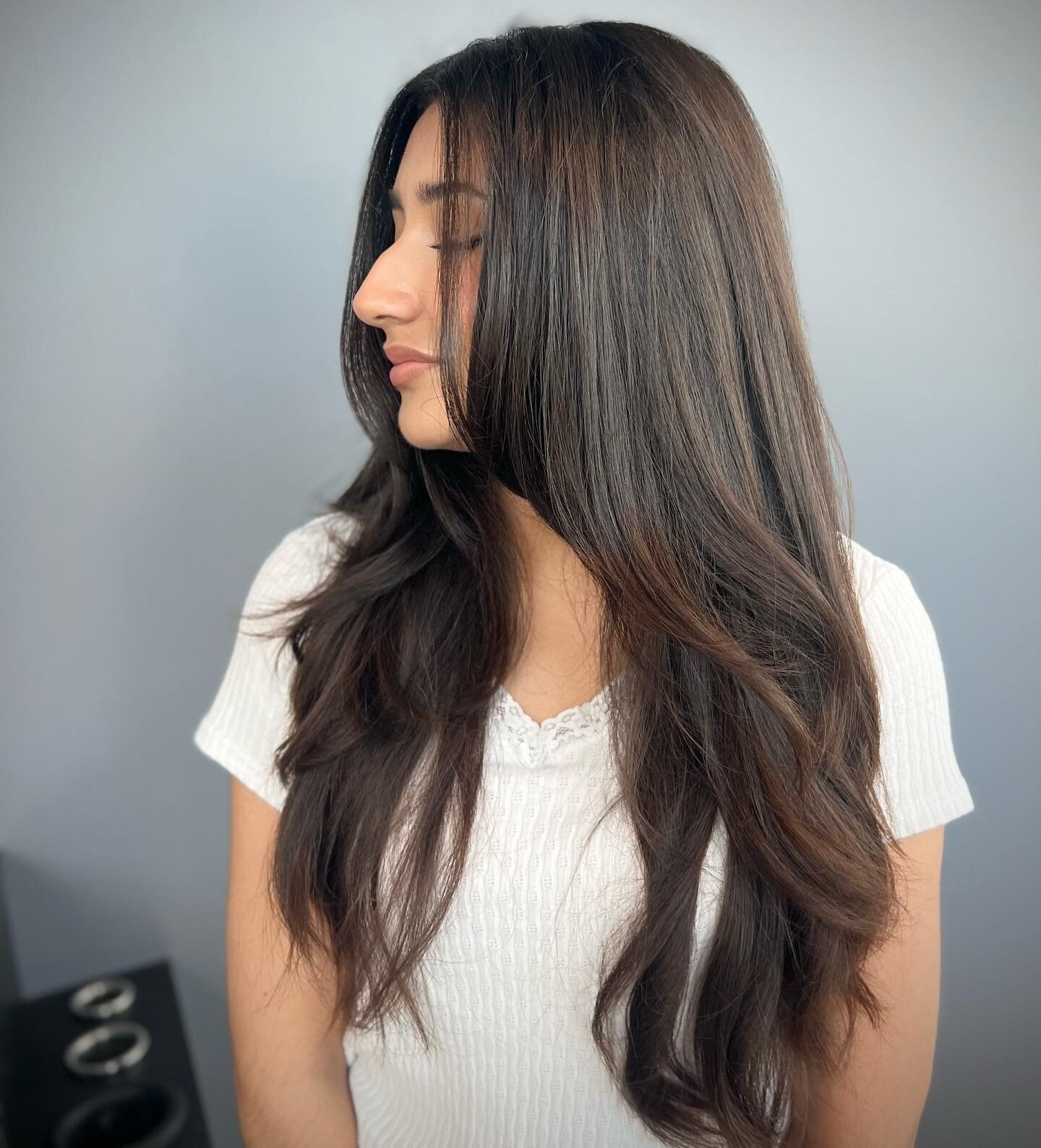 Fresh blowout 💫⁠
&bull;⁠
&bull;⁠
&bull;⁠
&bull;⁠
#roundrocktexas #georgetowntexas #texas #austintx #atxhair #roundrockdonuts ( #📷 @stylinwithles )