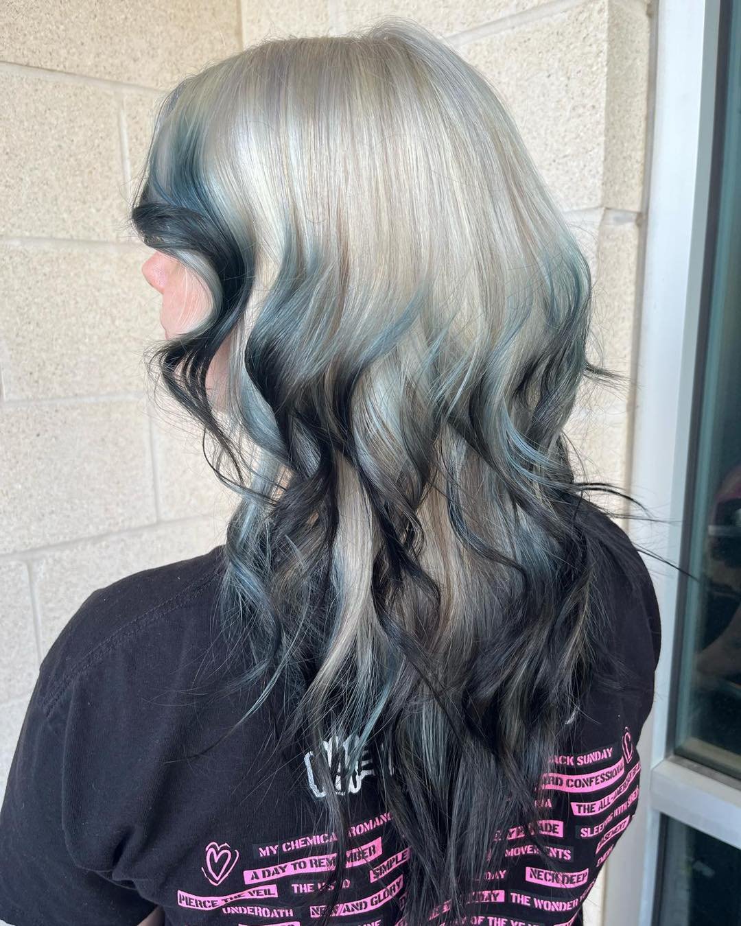 🐺✨ Black &amp; Blonde Fantasy Fox Tail by Brianna ✨🐺

Edgy, bold, and absolutely stunning! Brianna created this Black &amp; Blonde Fox Tail look with deep, inky blacks melting into icy, platinum blondes for the ultimate high-contrast vibe. Whether 