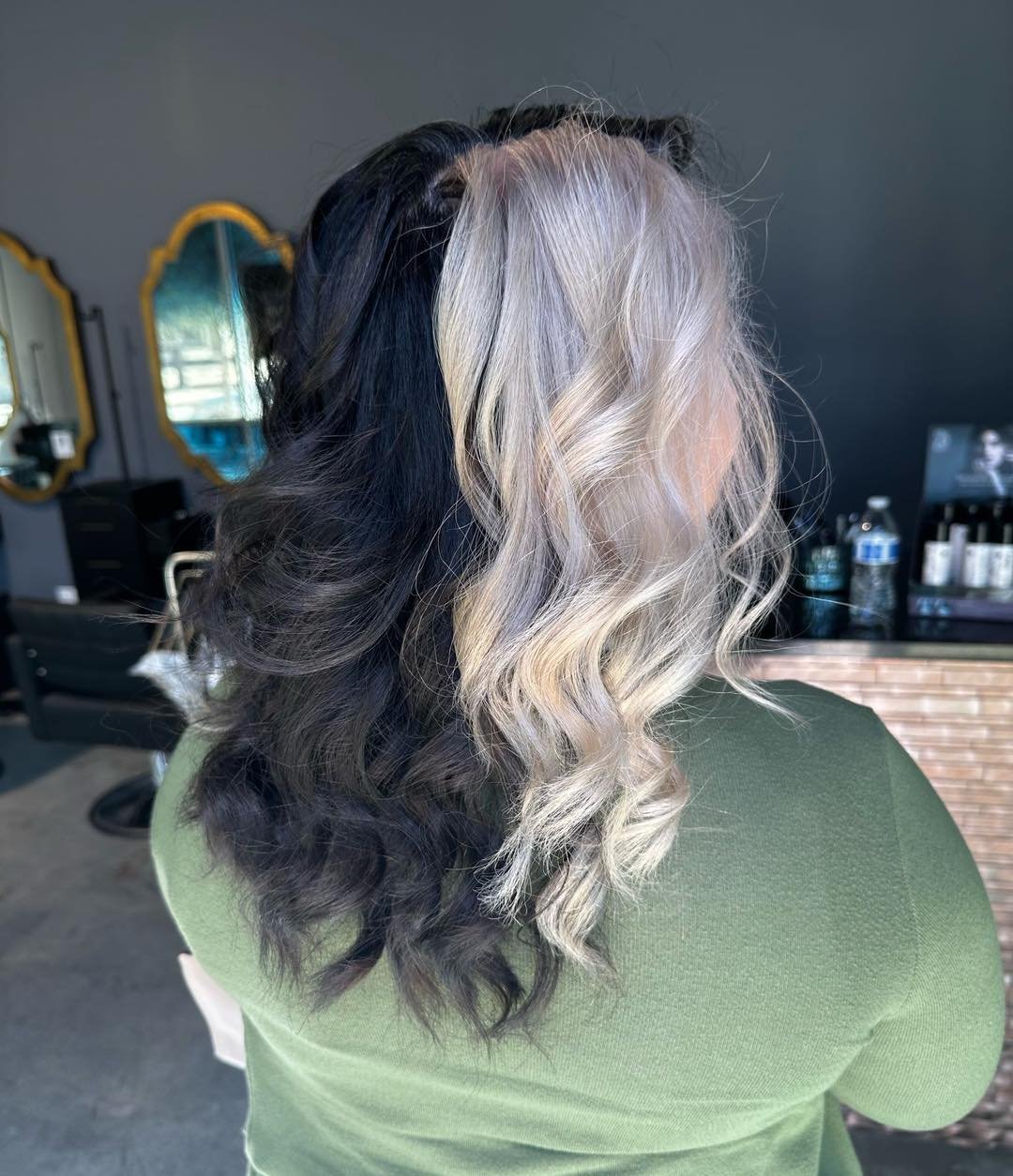 ❄️ Ice &amp; Black by Kryssy 🖤

Bold contrast, high impact. Kryssy&rsquo;s Ice &amp; Black color melt blends icy platinum with deep black for a striking, edgy look that&rsquo;s as cool as it is fierce. ⚡️✨

🖤 Sharp dimension &amp; depth
❄️ Bright, 