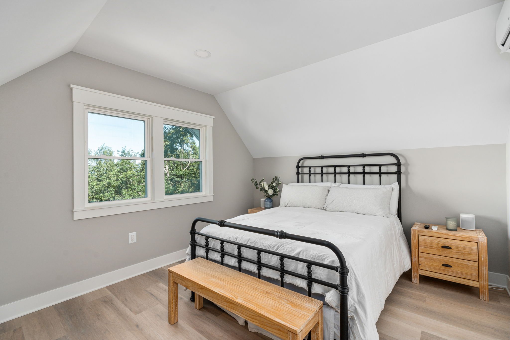 43-web-or-mls-464 Shenandoah Valley Dr interior-24.jpg