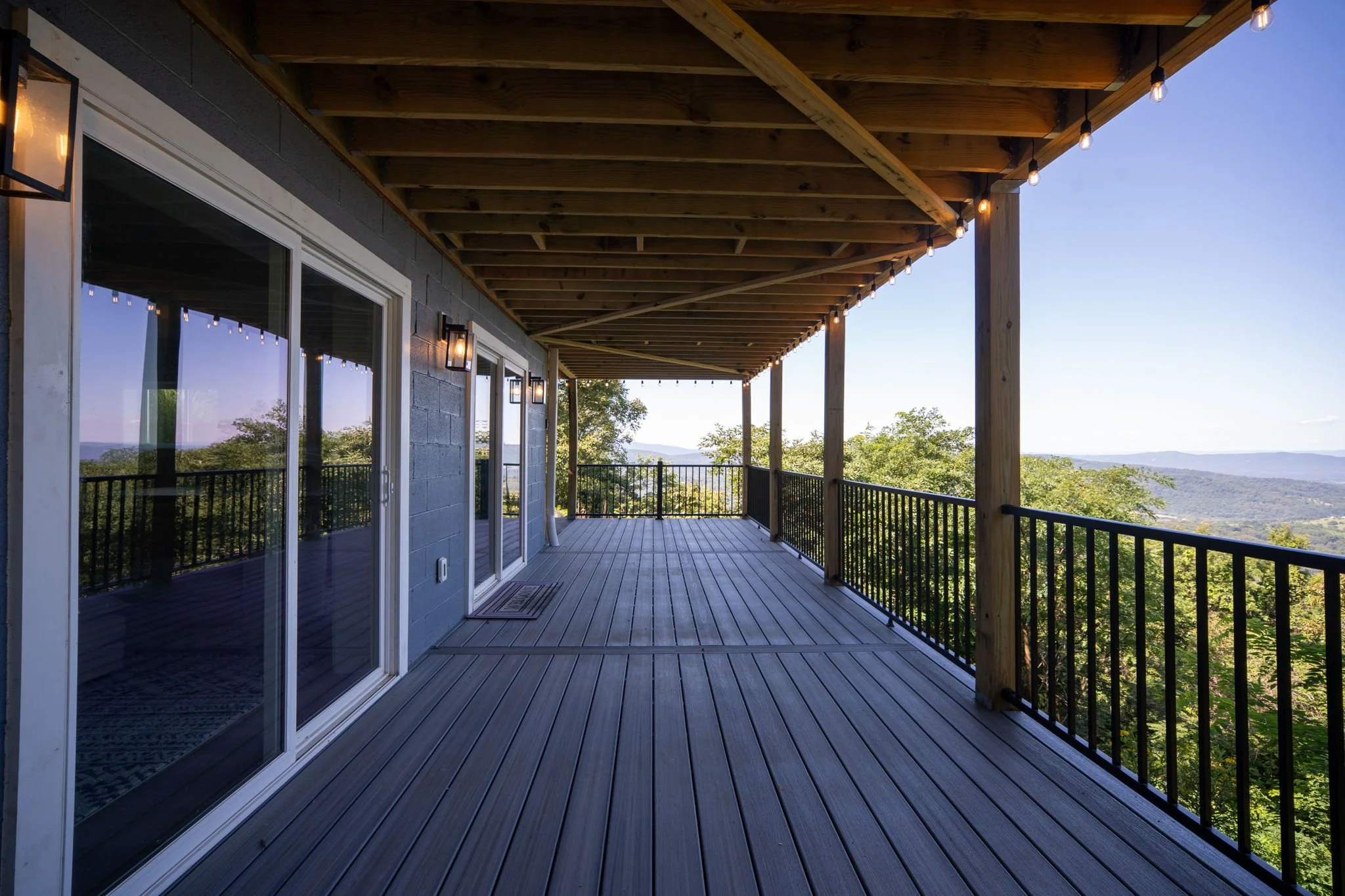 80-web-or-mls-464 Shenandoah Valley Dr exterior-16.jpg