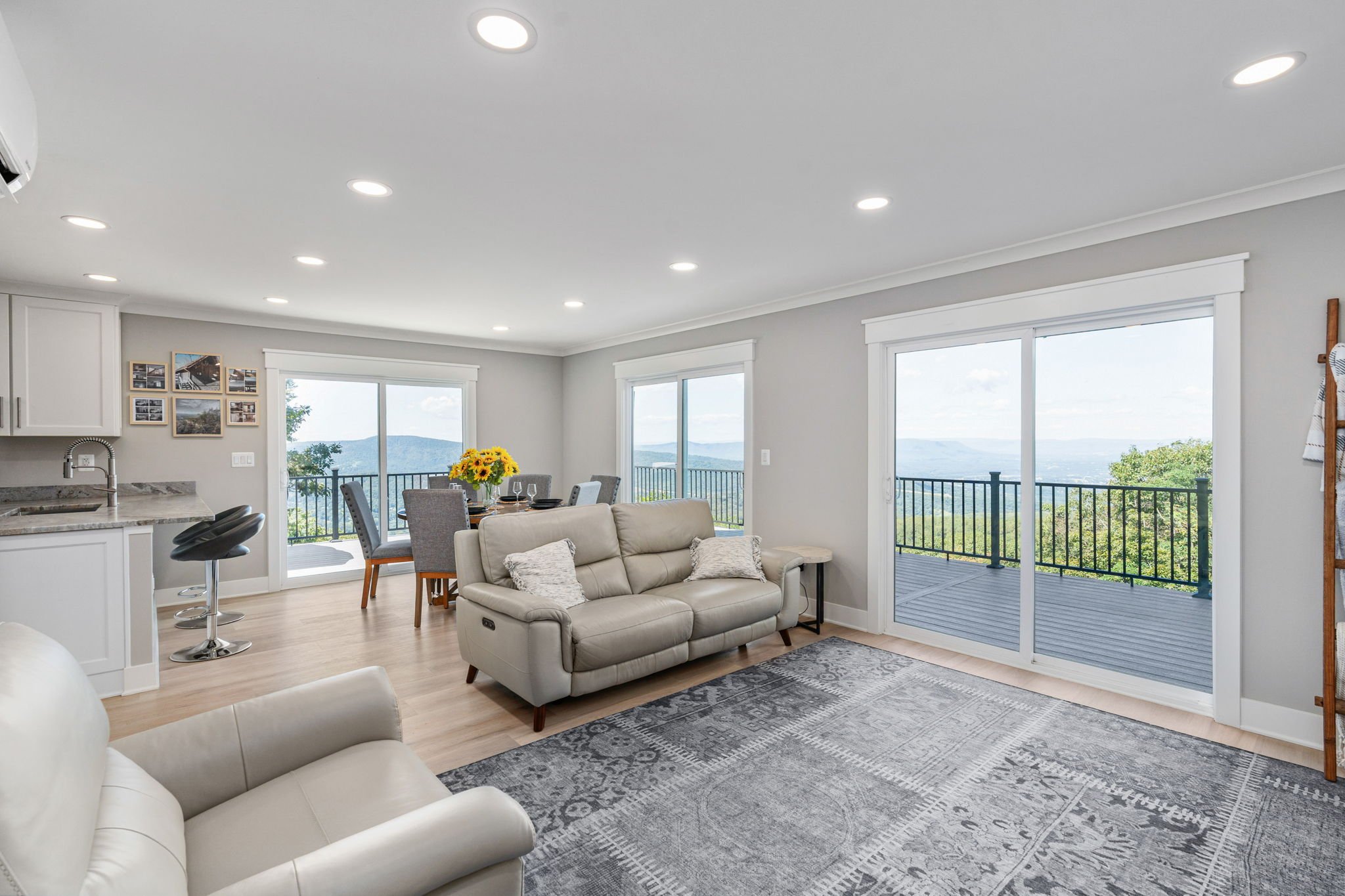 39-web-or-mls-464 Shenandoah Valley Dr interior-21.jpg