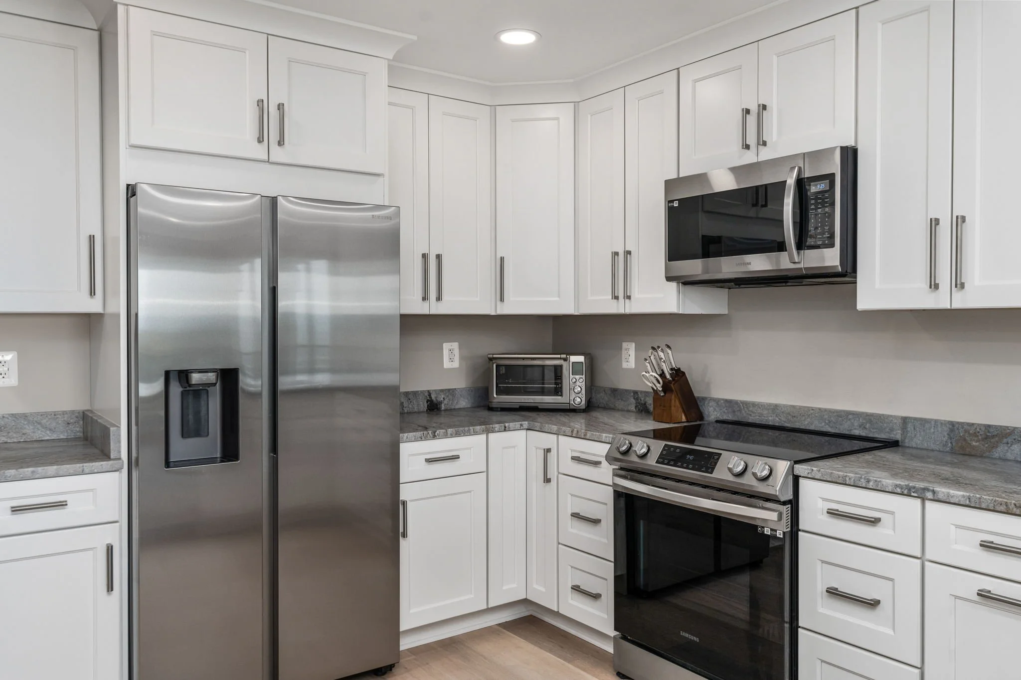 30-web-or-mls-464 Shenandoah Valley Dr interior-12.jpg