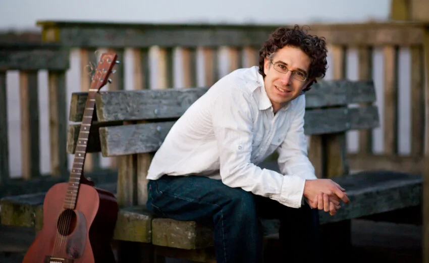 Jason Valcourt - Soothing Acoustic Storyteller