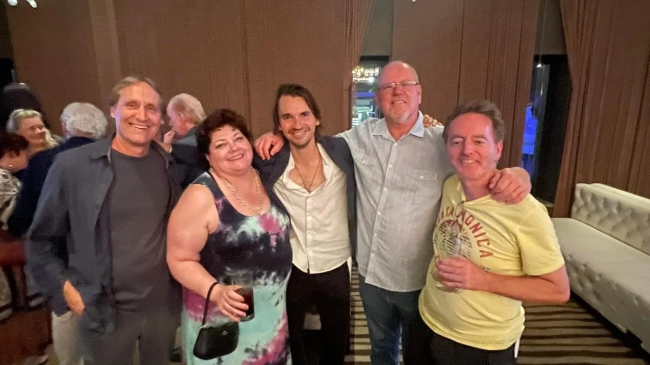 More photo opps back at Loews Lobby and bar post final concert