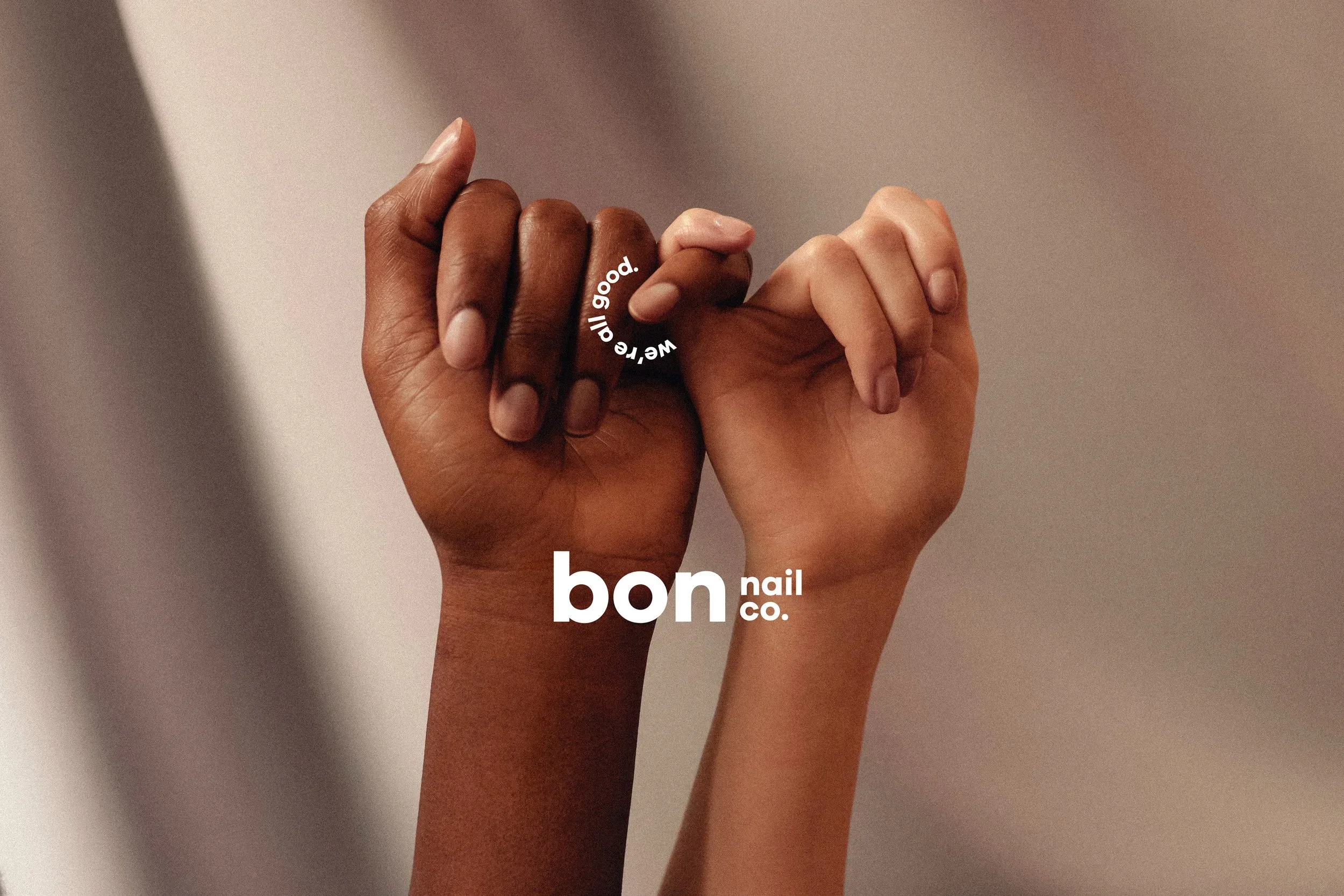 LOGO-HAND-ANNI.webp