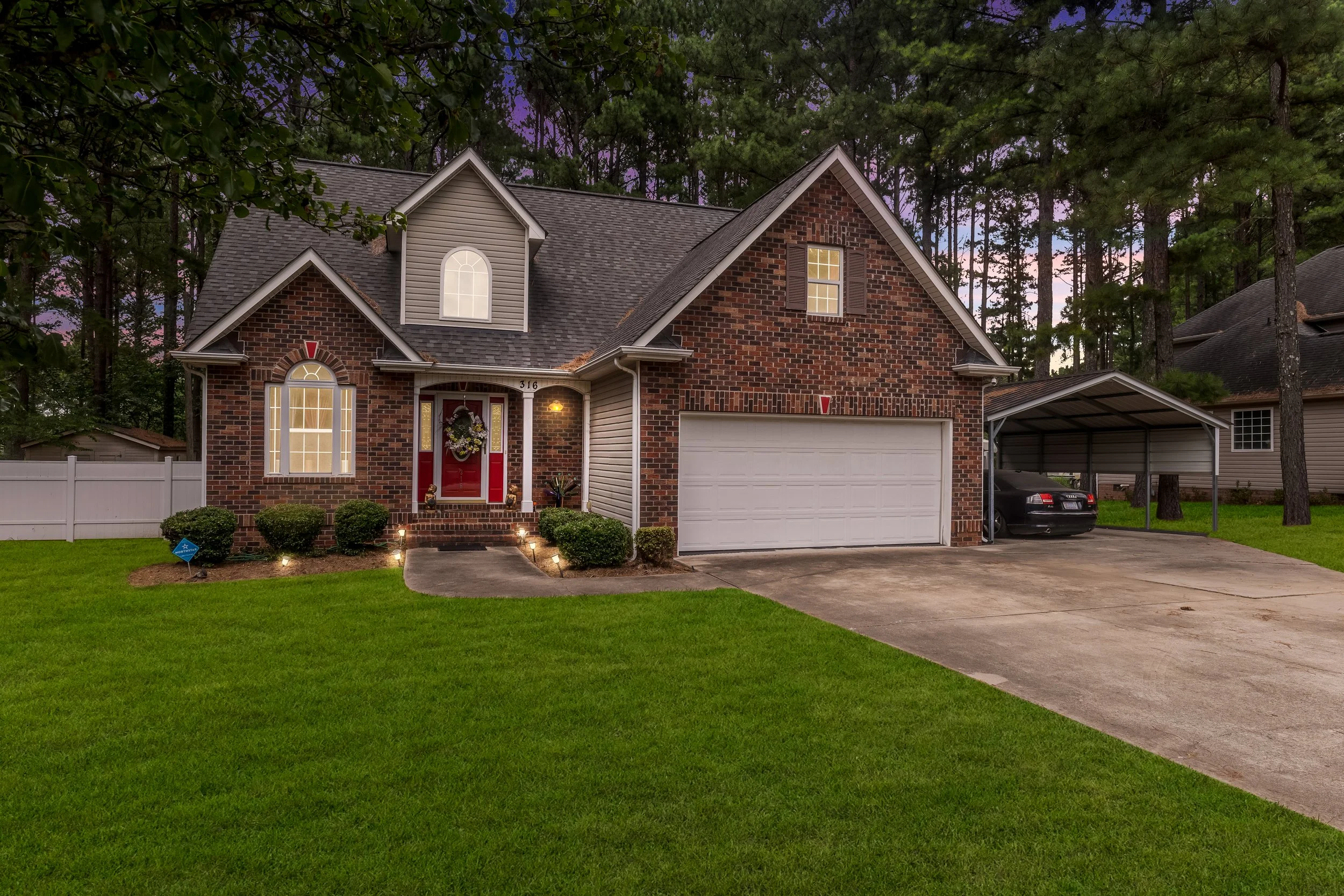 316 Durham Rd Front.jpg