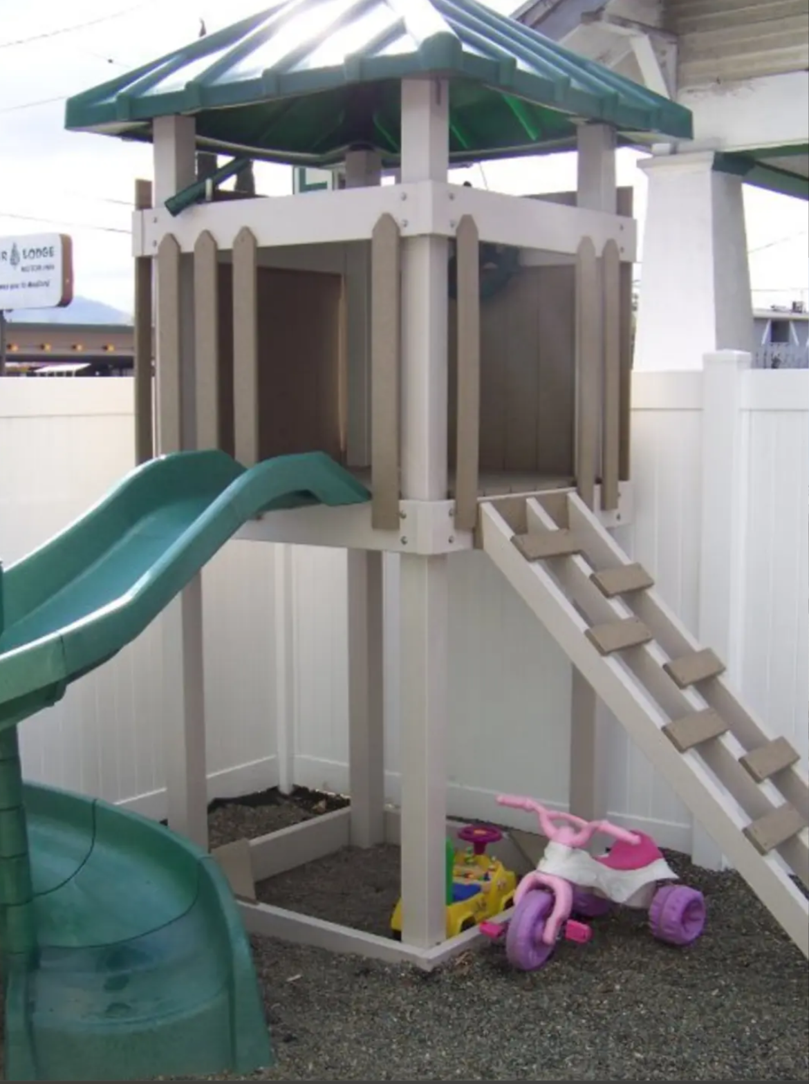 Credit: Rogue Retreat