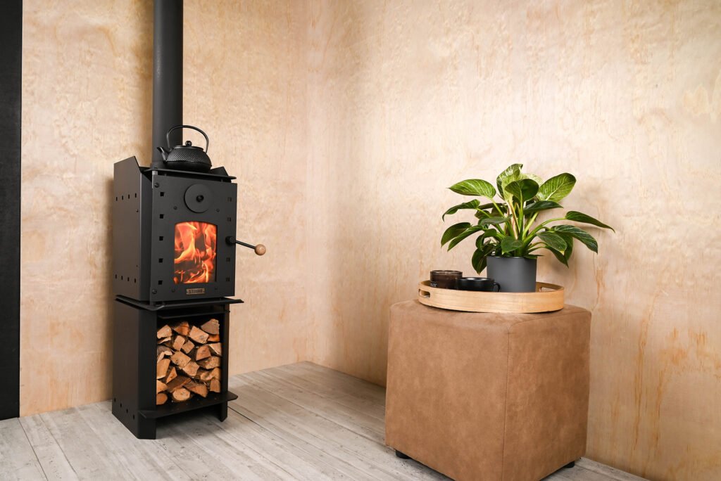 Compact-Log-Box-1915-LR-1024x684.jpg