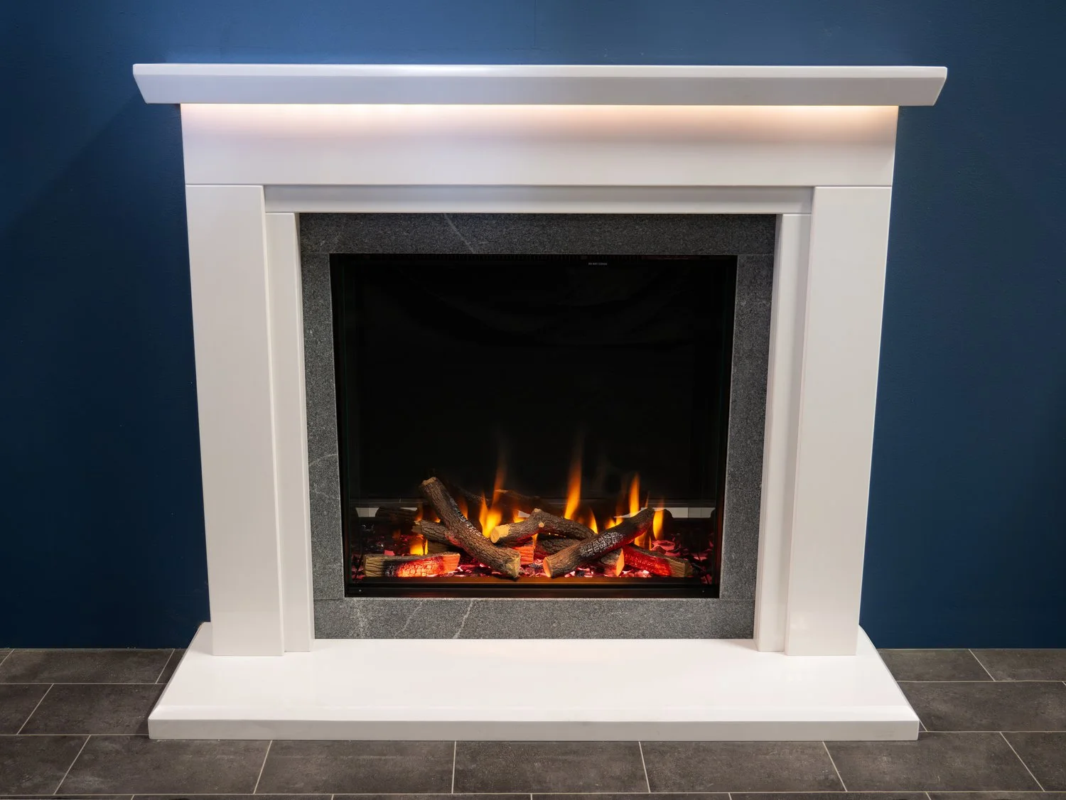 iRange-i750e-Deep-Orange-Flame-in-Pudsey-Marble-Sapphire-Surround-1.jpg