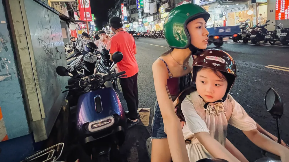 ‘A Sad and Beautiful World,’ ‘Left-Handed Girl,’ Vishal Jethwa and Tandin Bidha Among Winners at Asian World Film Festival