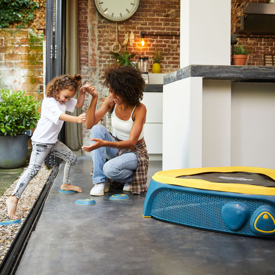 Hoppaa_Klein Kindertrampolin_Bild 11_36.15.10.00.png