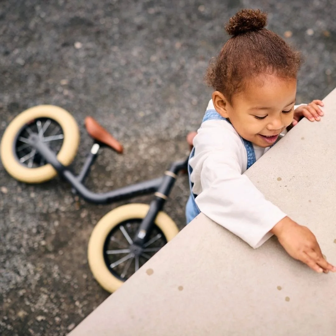 BERG MOOV 12 Retro Schwarz_7.jpg