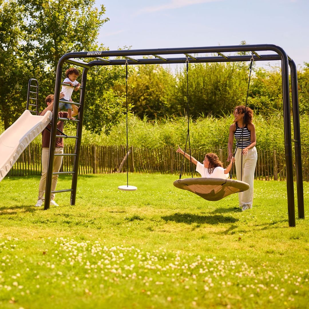BERG Nestschaukel_10.jpg
