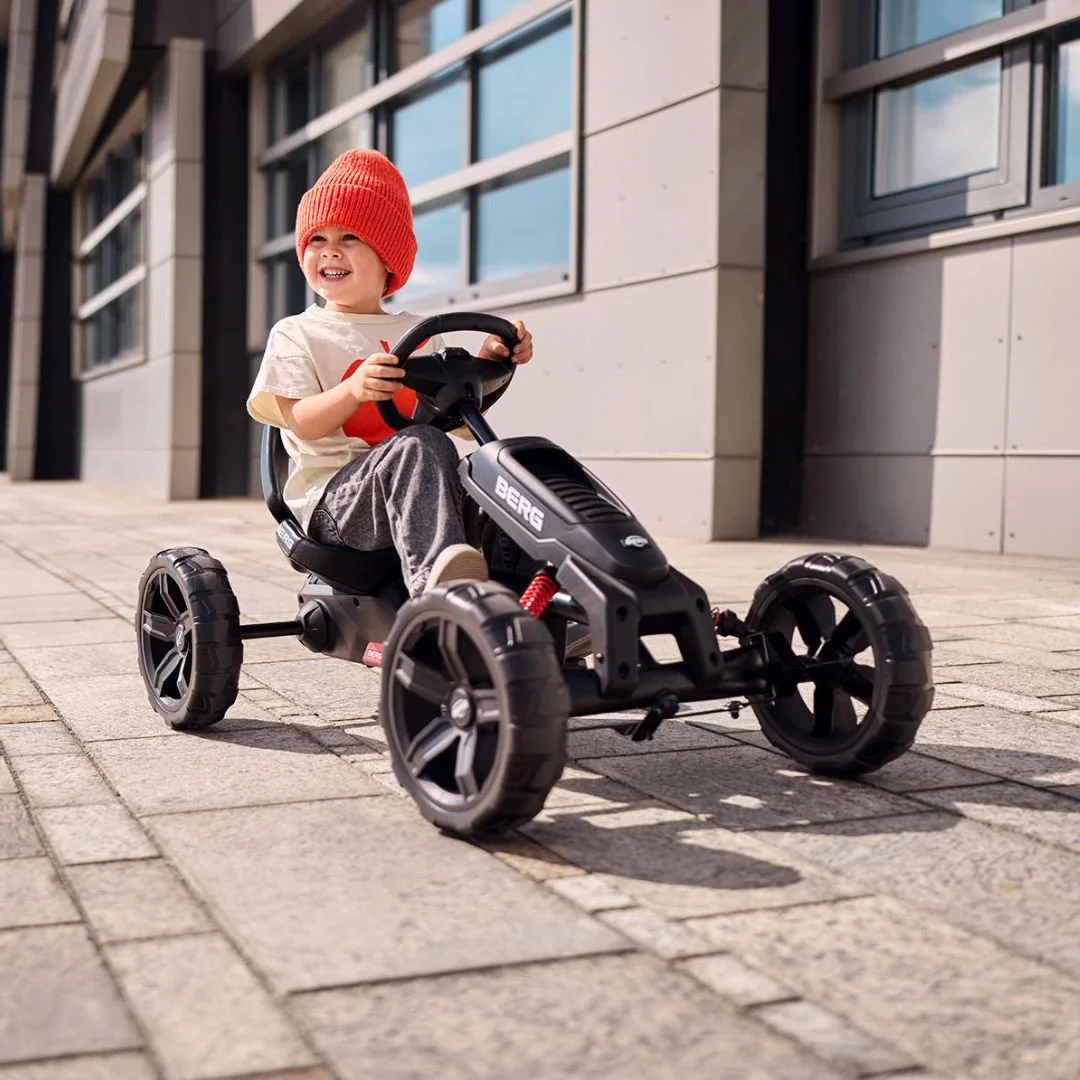 BERG Reppy Rebel Schwarz_17.jpg