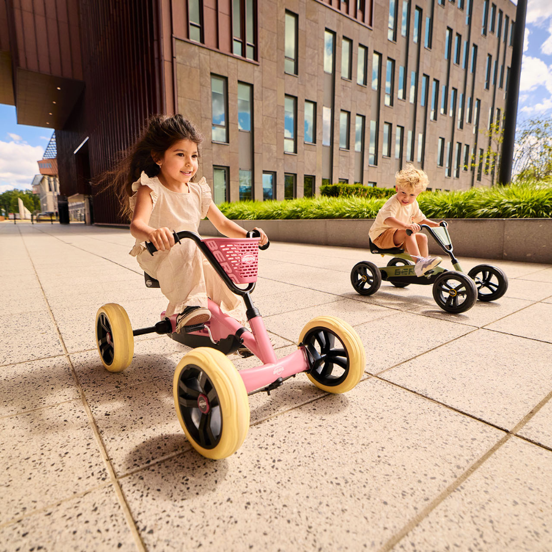 BERG Buzzy Grün_8.png