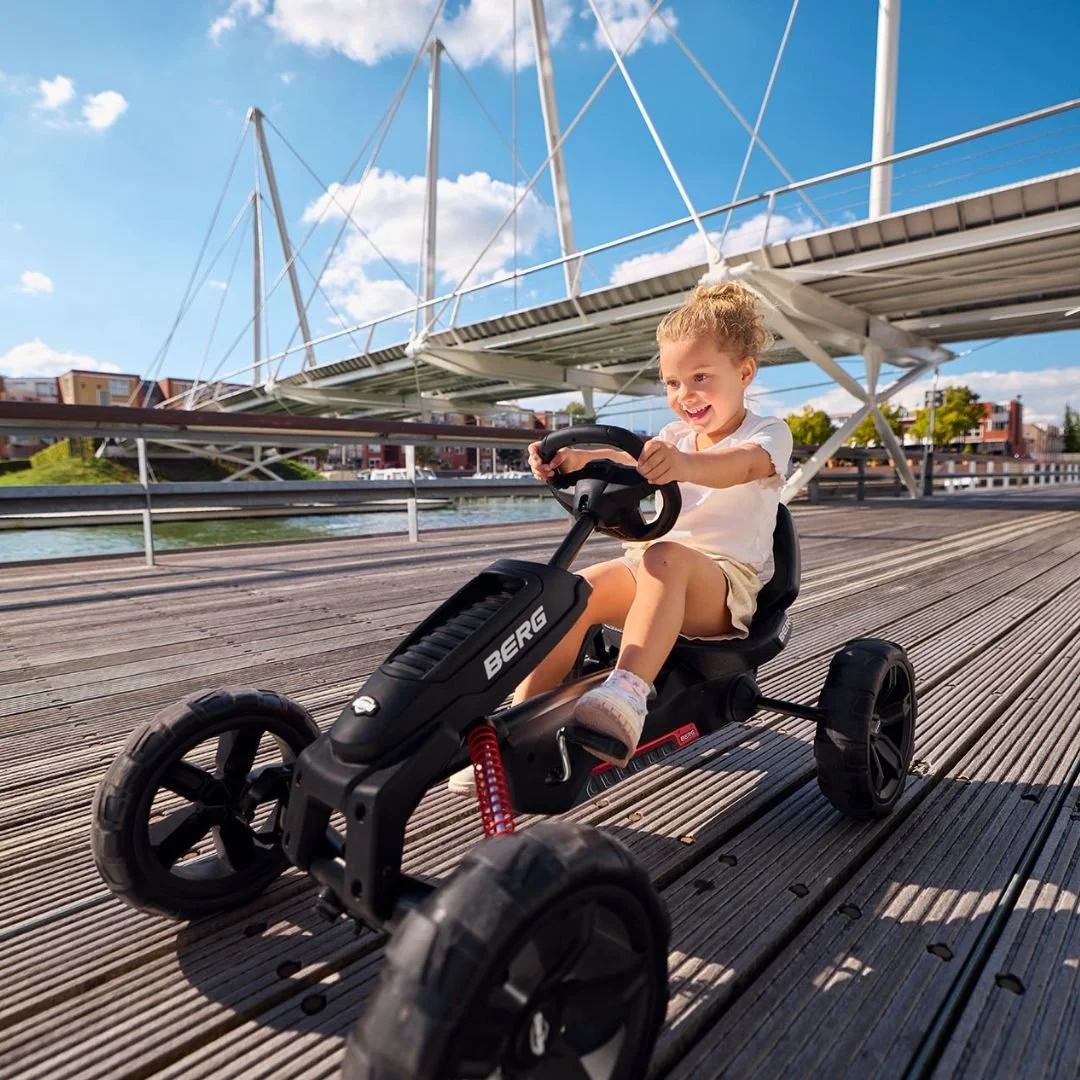 BERG Reppy Rebel Schwarz_11.jpg