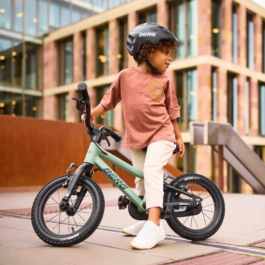 BERG Fahrradhelm M_11.jpg