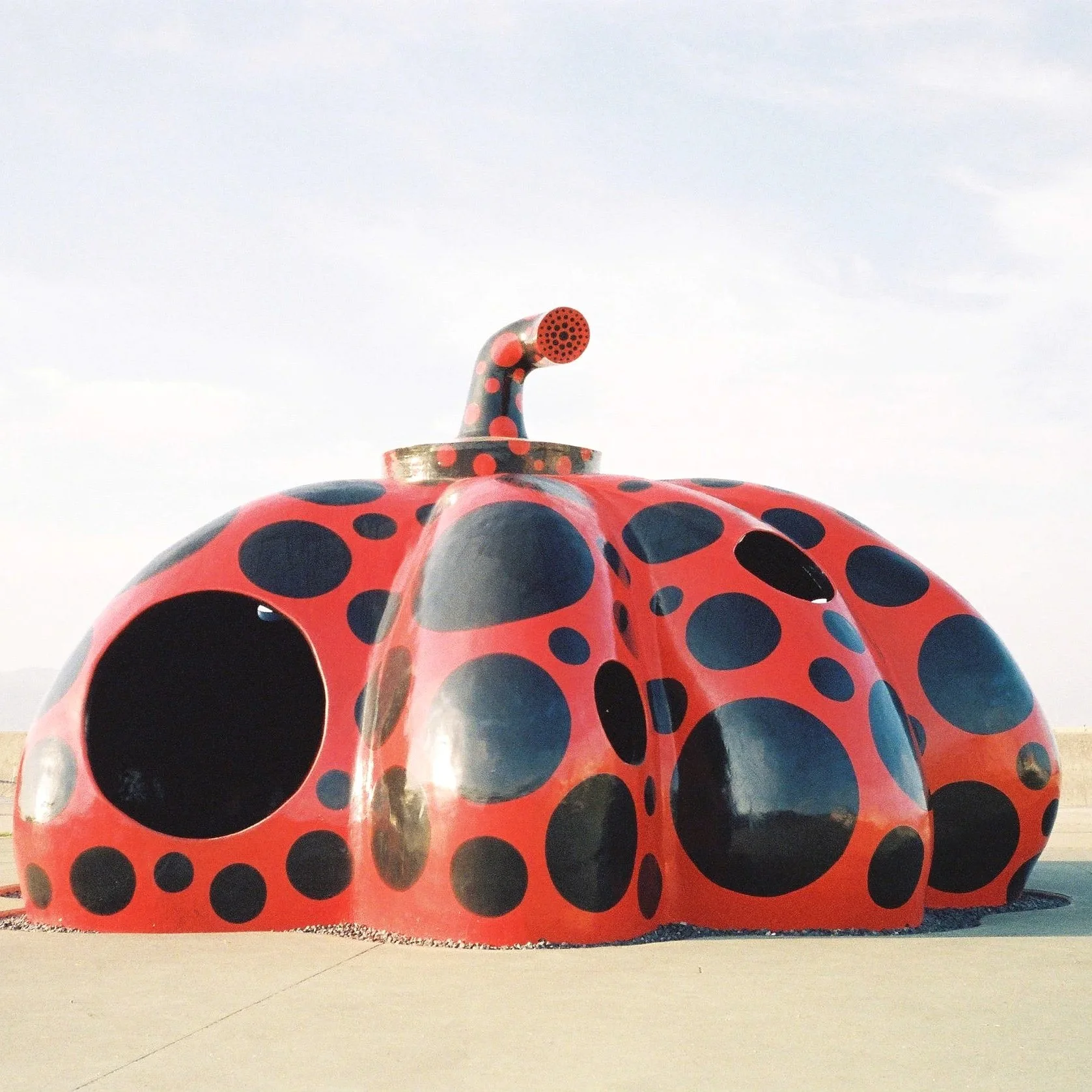 Naoshima+red+pumpkin.jpg