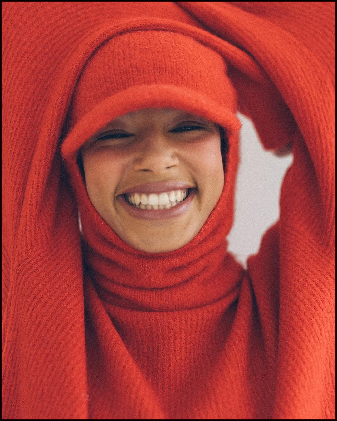 Happy Monday ❤️

Model: @nooremma__ 
Stylist: @shennellestylist 
HMUA: @dhk_makeup 
Special thanks to @heretoshare.co ✨

#fashionphotography #studiophotoshoot #londonphotographer #brightonphotographer #fashionshoot