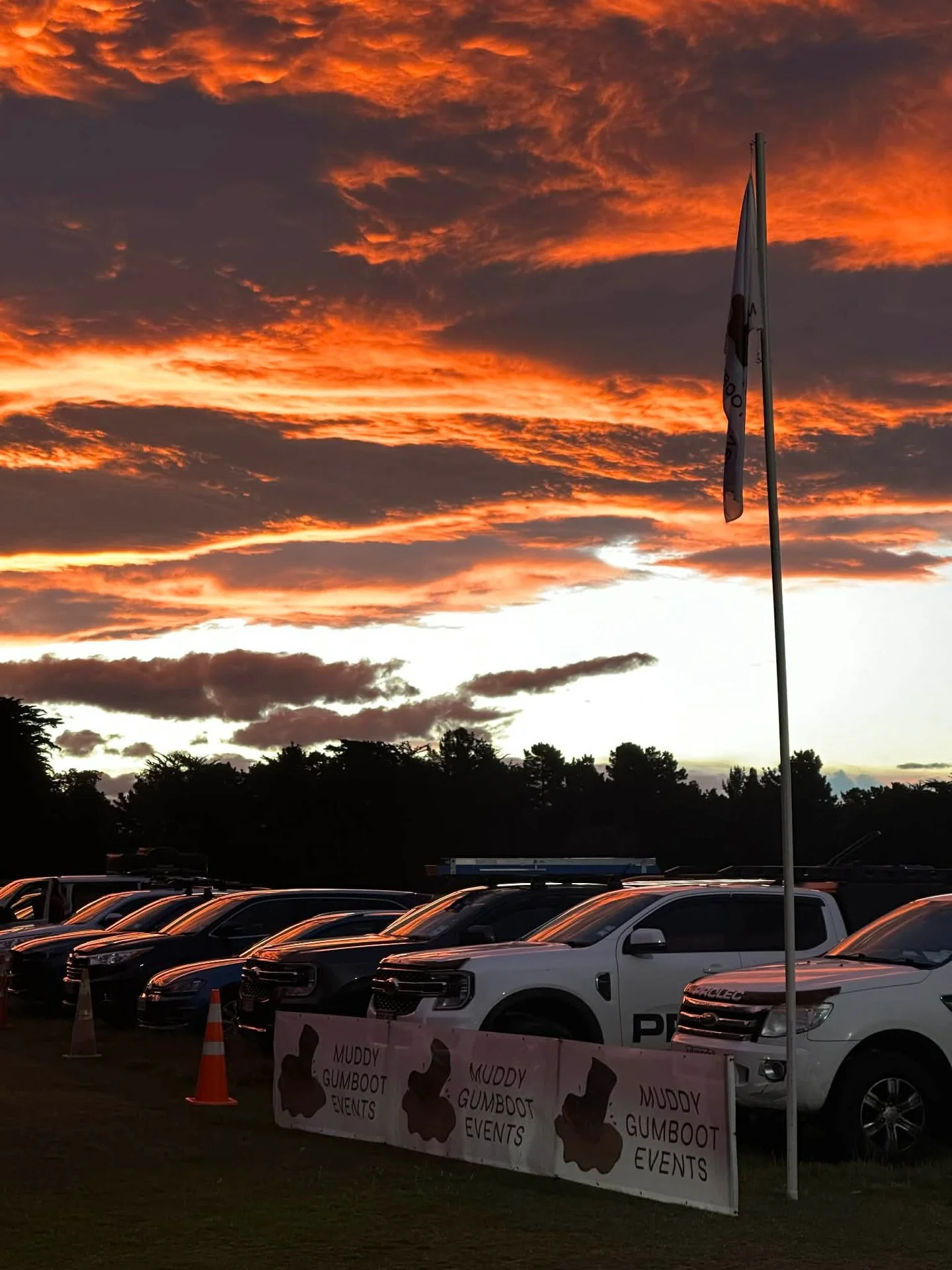Best evening for a @circuitasphalt Night Race maybe ever? 👀

Results are up now on Race Splitter, which you can find linked in our Bio!

Remember to bring your race plate back next week for Round 2, get those lights on charge, and bring a friend! 

