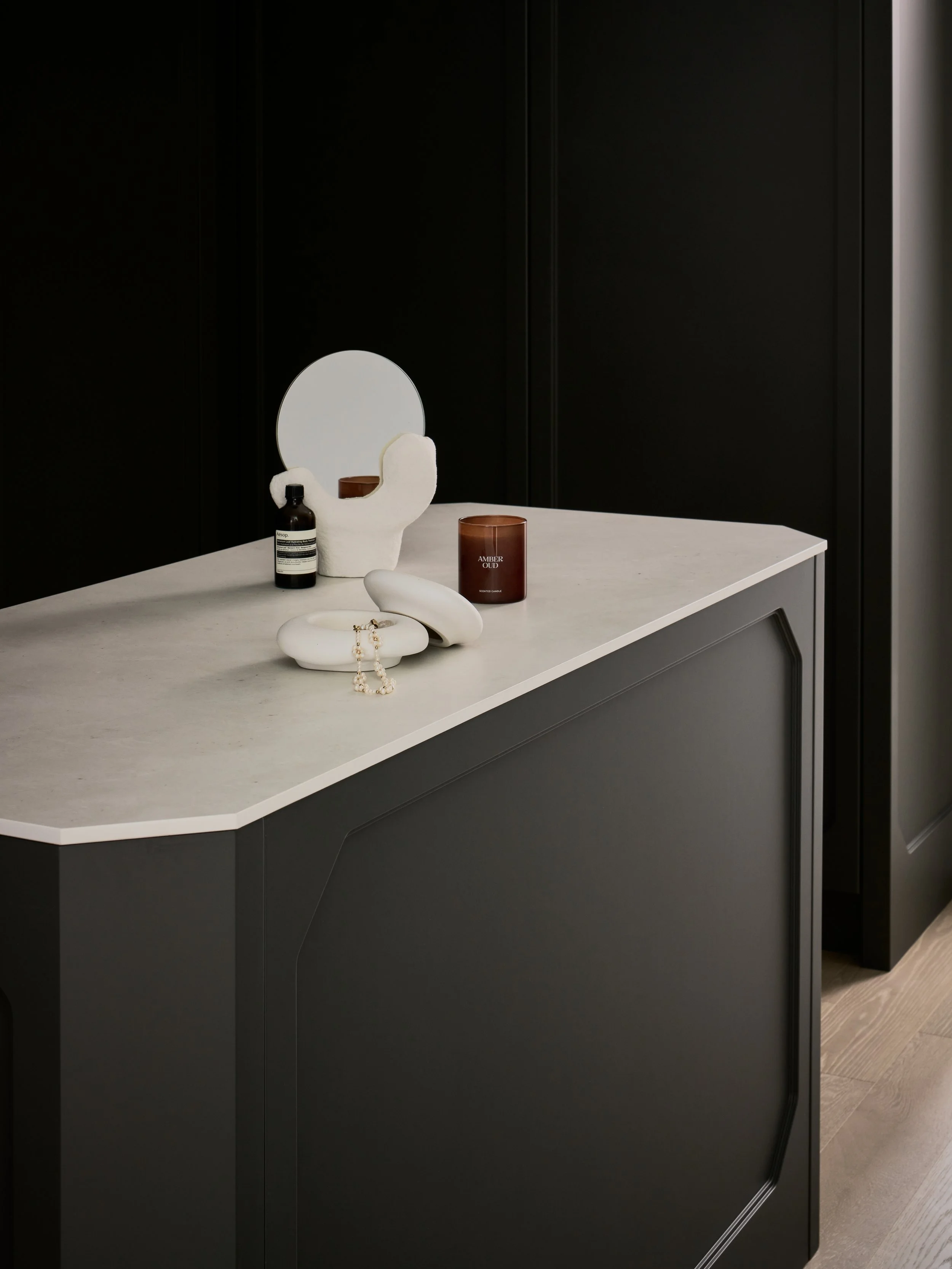 214-Studio Benu 20 Gormley.jpg