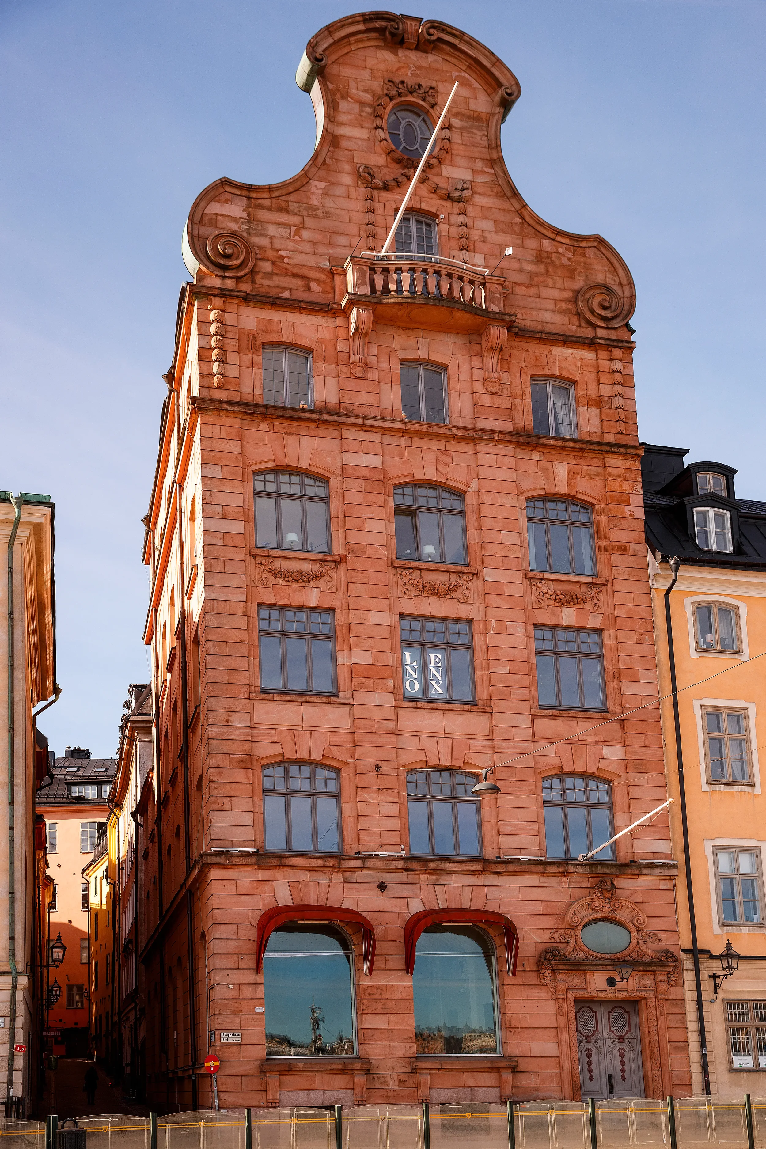 Skeppsbron 8