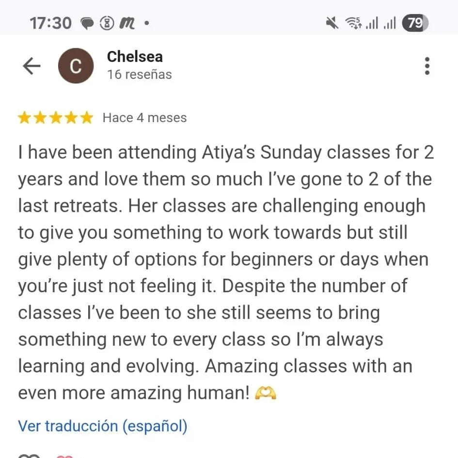 Screenshot of a 5-star review for Atiya's Sunday classes, praising her teaching and dedication.