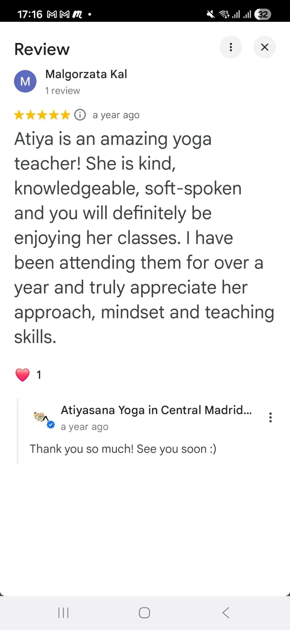 A screenshot of a Google reviews page for Atiyasna Yoga in Central Madrid, showing a positive review for Atiya, describing her as a kind and knowledgeable yoga teacher, along with a reply from Atiya thanking the reviewer.