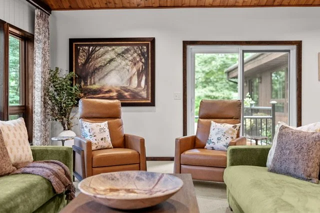 Mid-Century Living Room interior decorated by FUNCY DECOR.