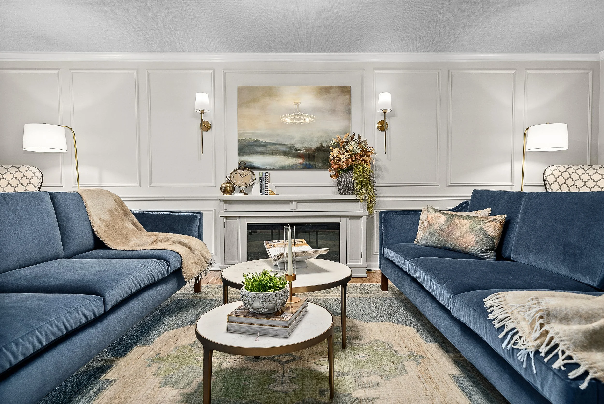 Modern classic living room decorated by FUNCY DECOR.