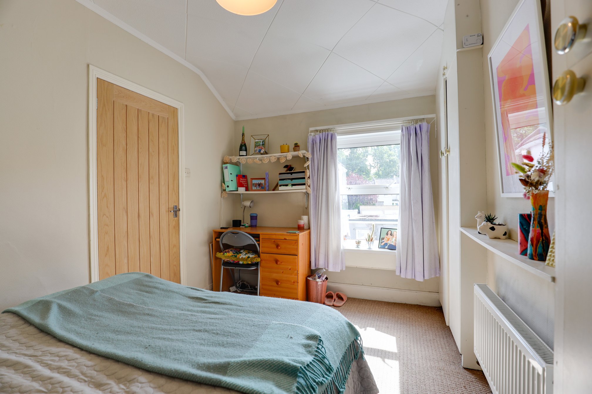 24LorneFF rear bedroom.jpg