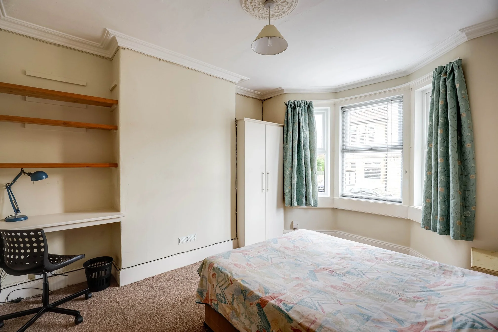 30MillMeadGF front bedroom.jpg