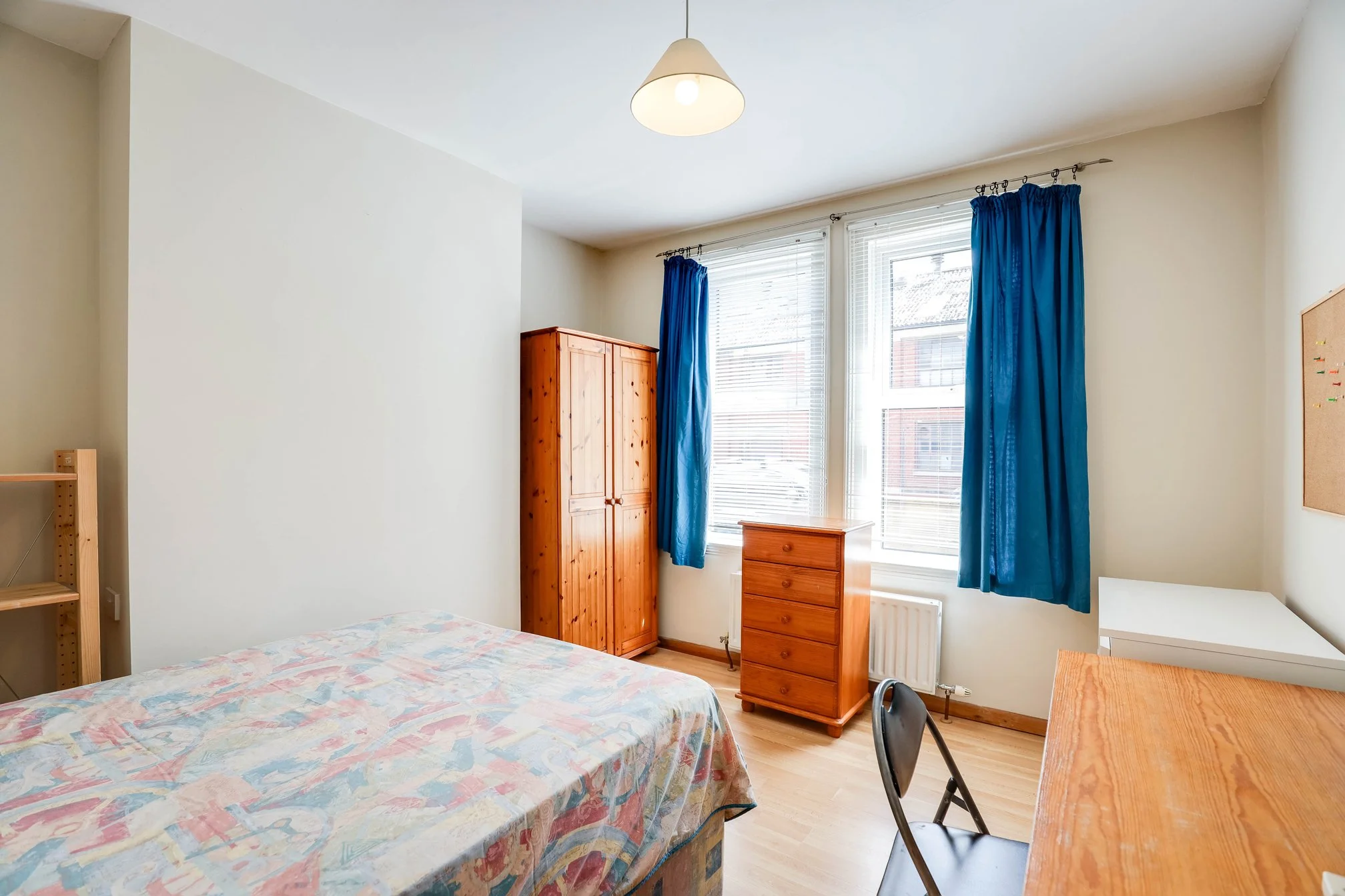 5MonksDaleGF bedroom.jpg