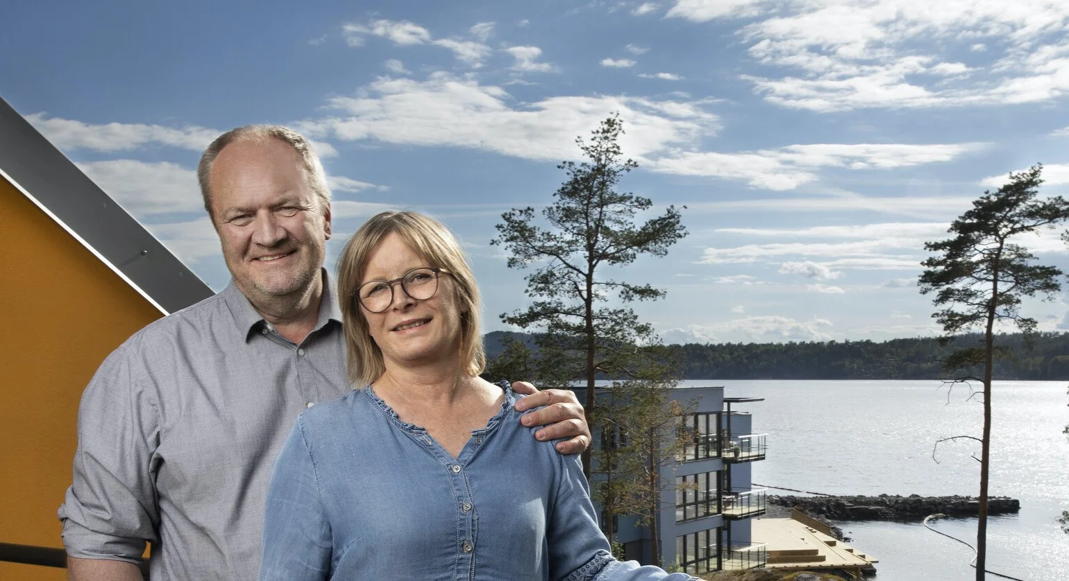 Jubler over sitt nye liv: Bor i sjøkanten – med gangavstand til toget