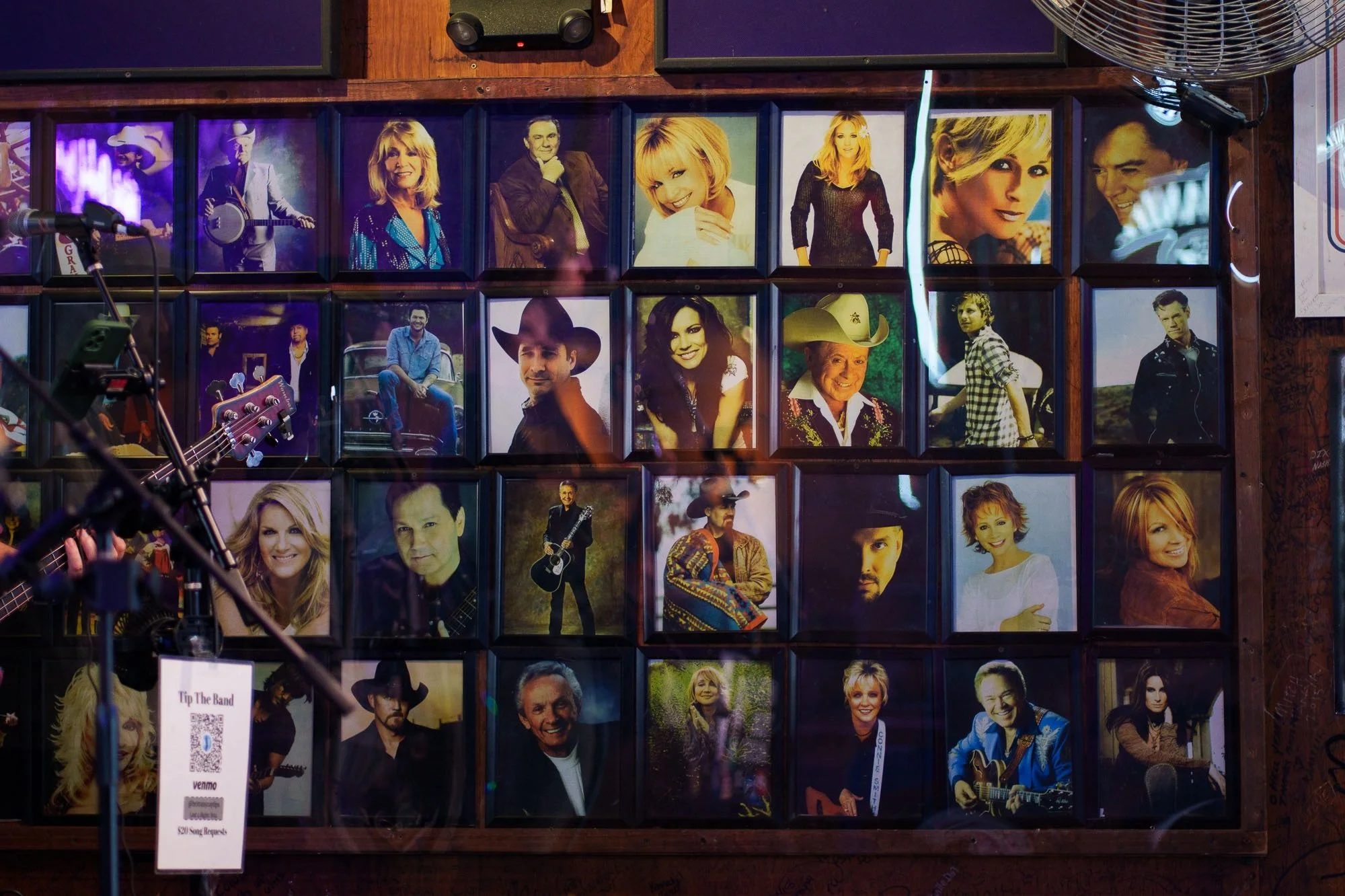 A reminder that every legend was once the new artist in town. Happy CMA Fest Weekend 🤠💜🍻 @tootsies_orchid_lounge