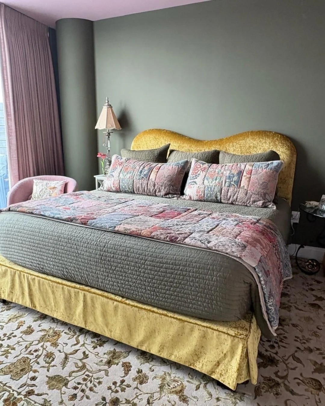 We are loving this recently-installed drapery look from a gorgeous bedroom project in Boston completed last week for some on our wonderful clients!

 Did you know we regularly work with clients across the country? From winter residences in Florida an
