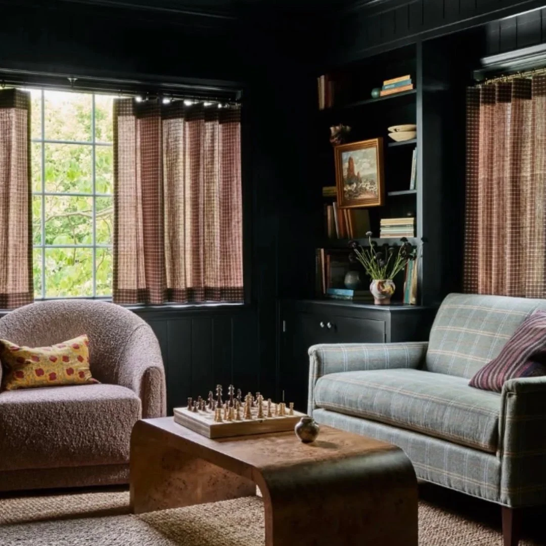 Thanks to @streeterhomes and @prospectrefugestudio for including us in this incredible project! We loved crafting the custom window treatments for this warm, inviting space that echos the atmosphere of an English pub.
