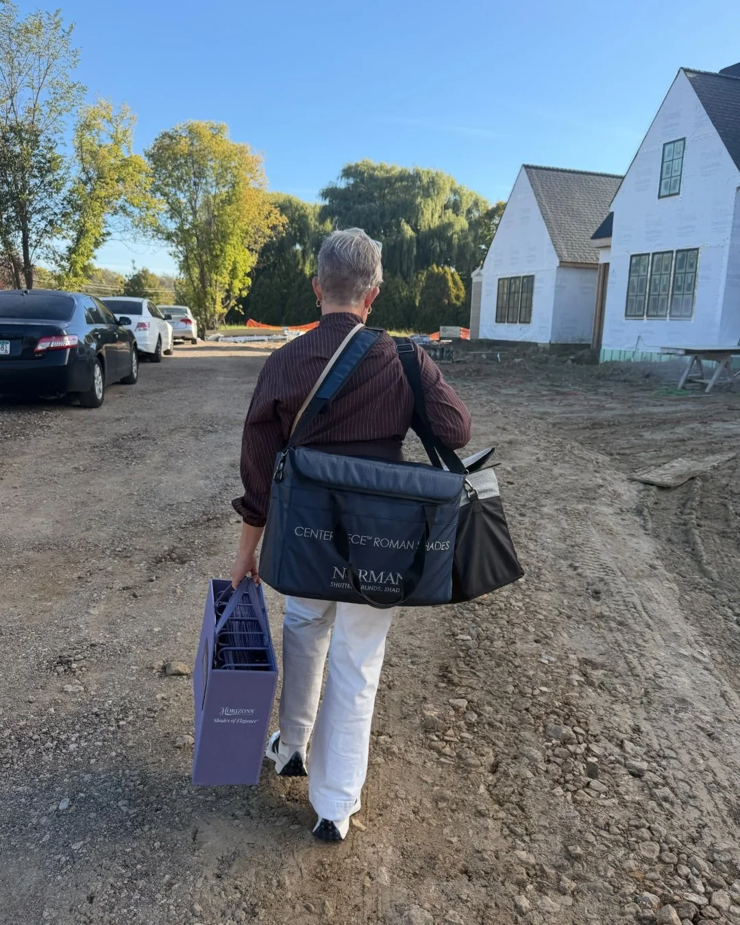 When we say we come to you, we mean it! Professional on-site measures and installs are some of the top-notch services you'll receive working with Union Place on your next interior design or home systems project. 📏 🏠

Maud recently had the pleasure 